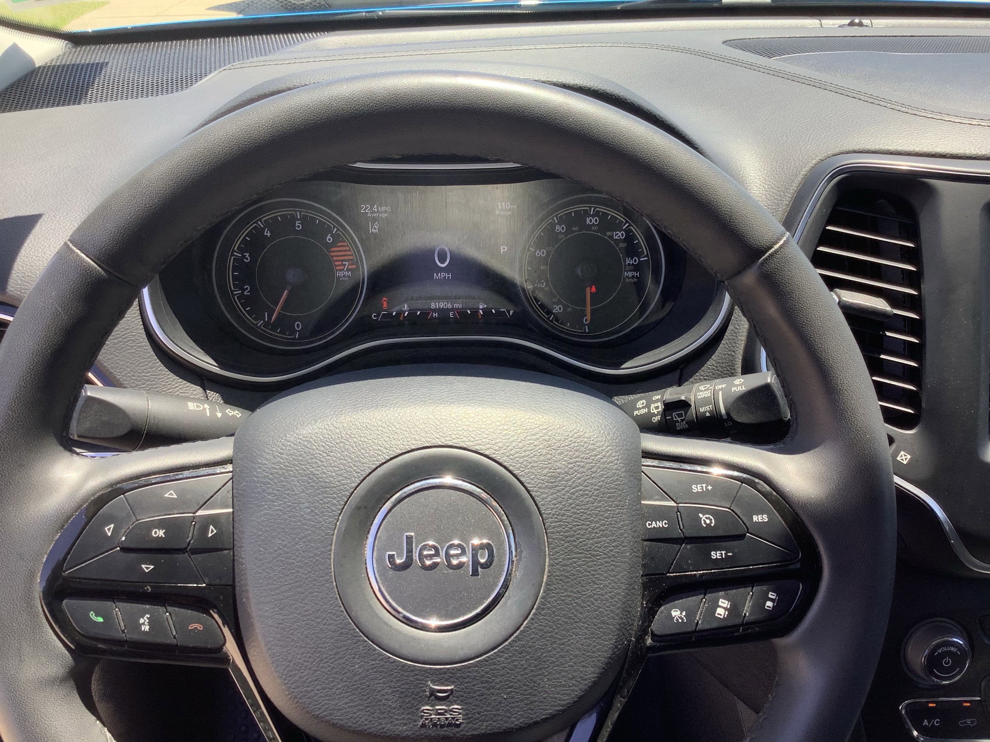 2023 Jeep Cherokee Altitude Lux