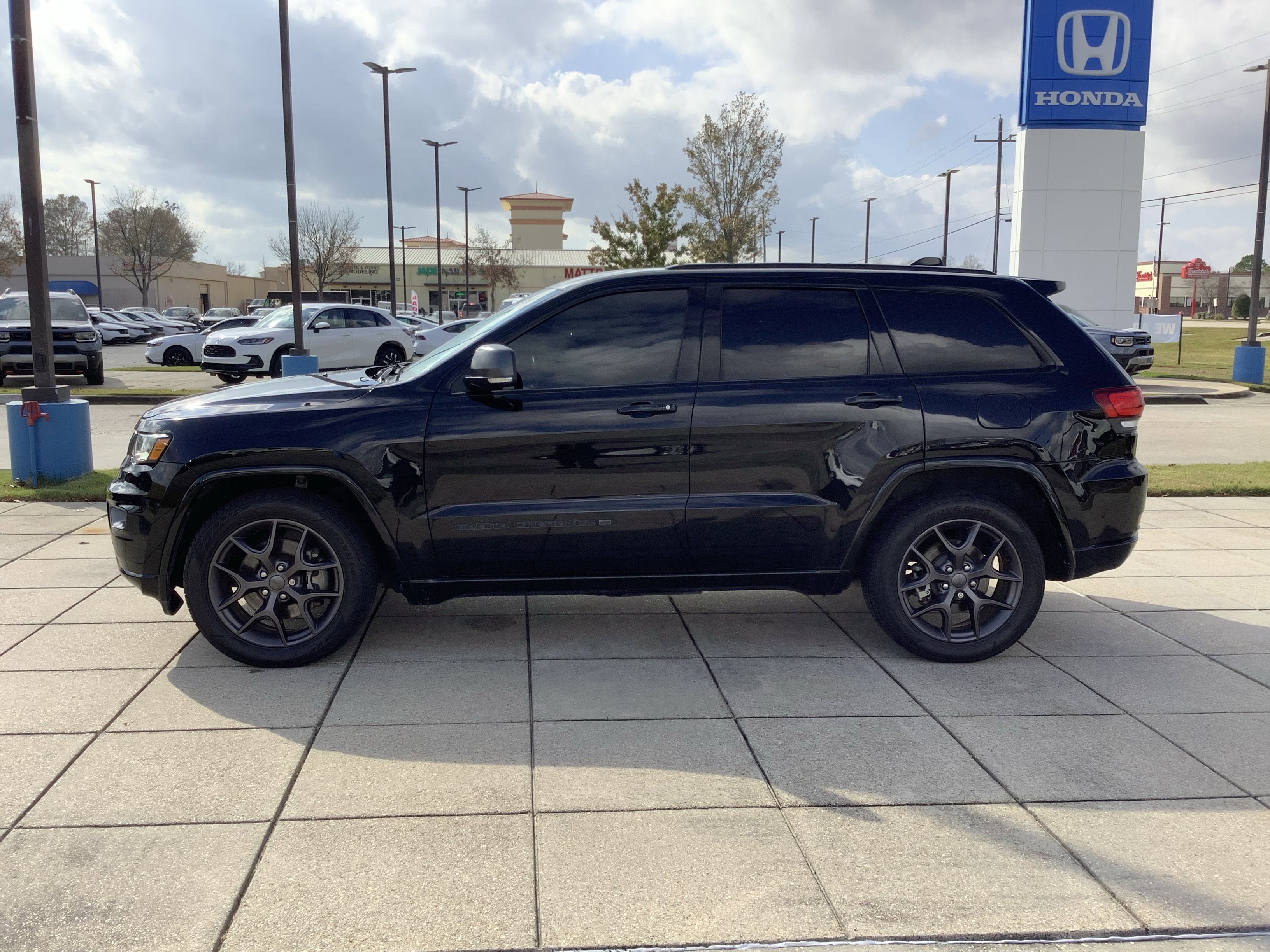 2021 Jeep Grand Cherokee 80th Anniversary