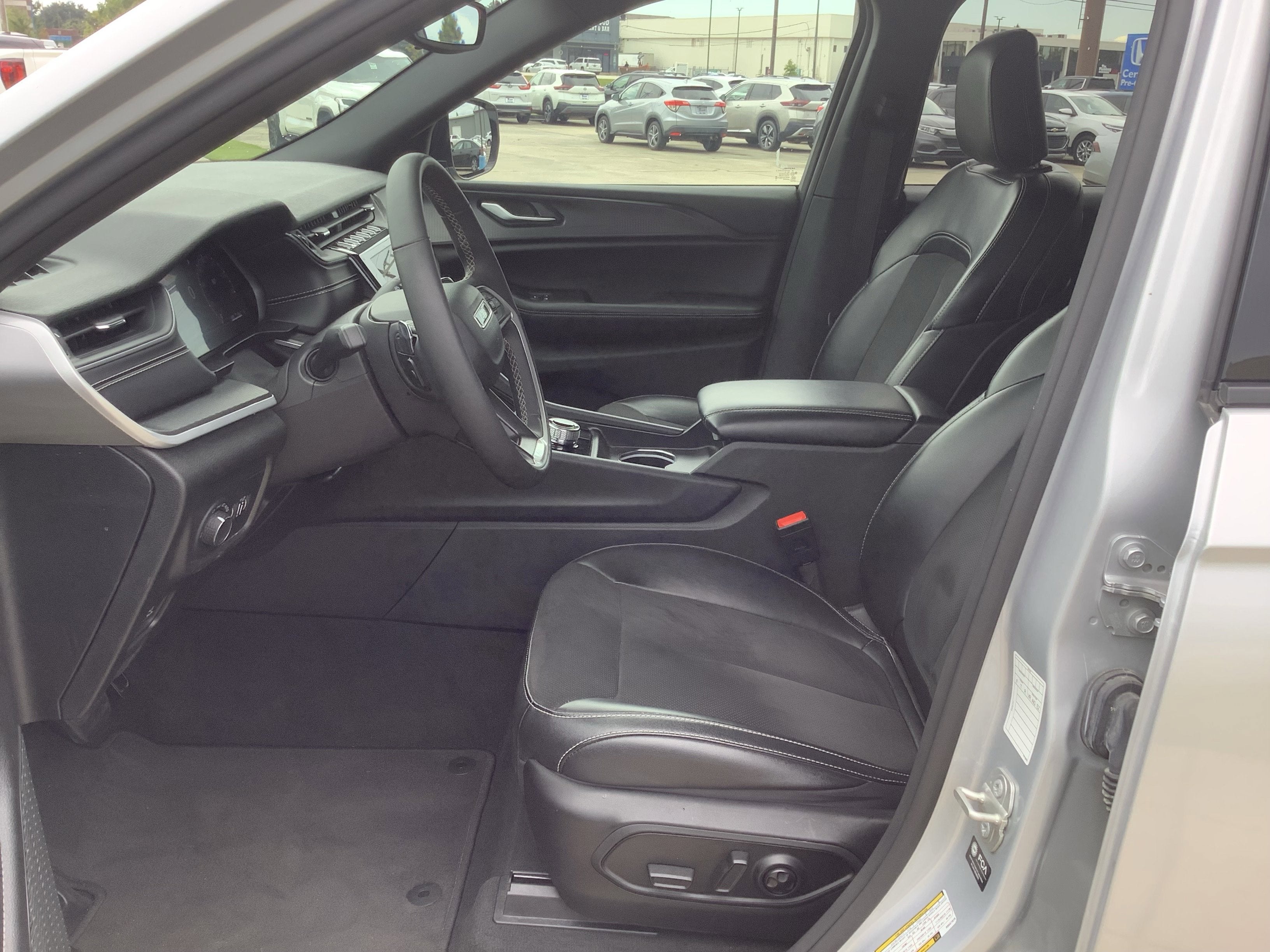 2024 Jeep Grand Cherokee L Altitude