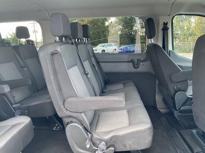 2023 Ford Transit Passenger Wagon XLT