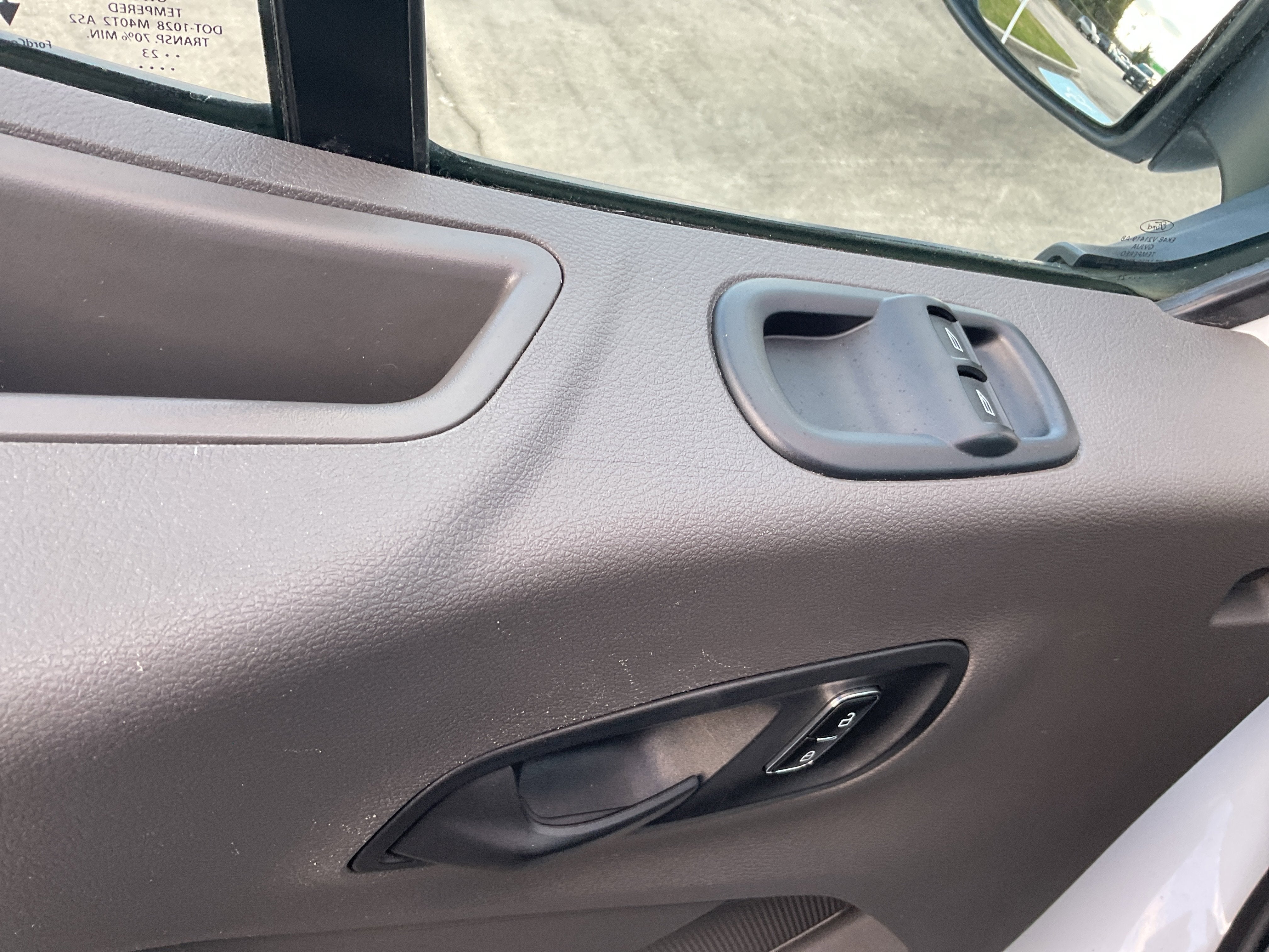 2023 Ford Transit Passenger Wagon XLT