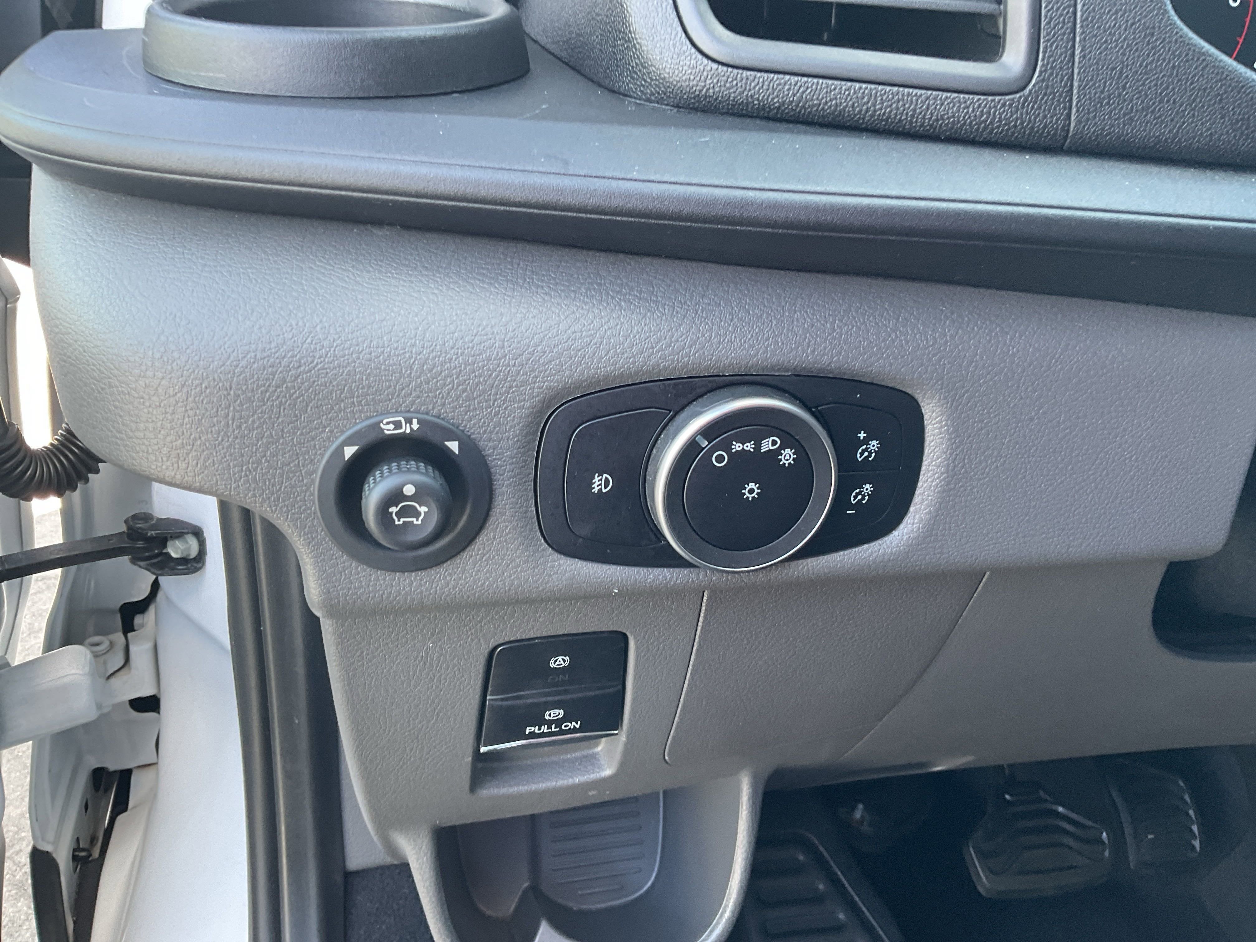 2023 Ford Transit Passenger Wagon XLT