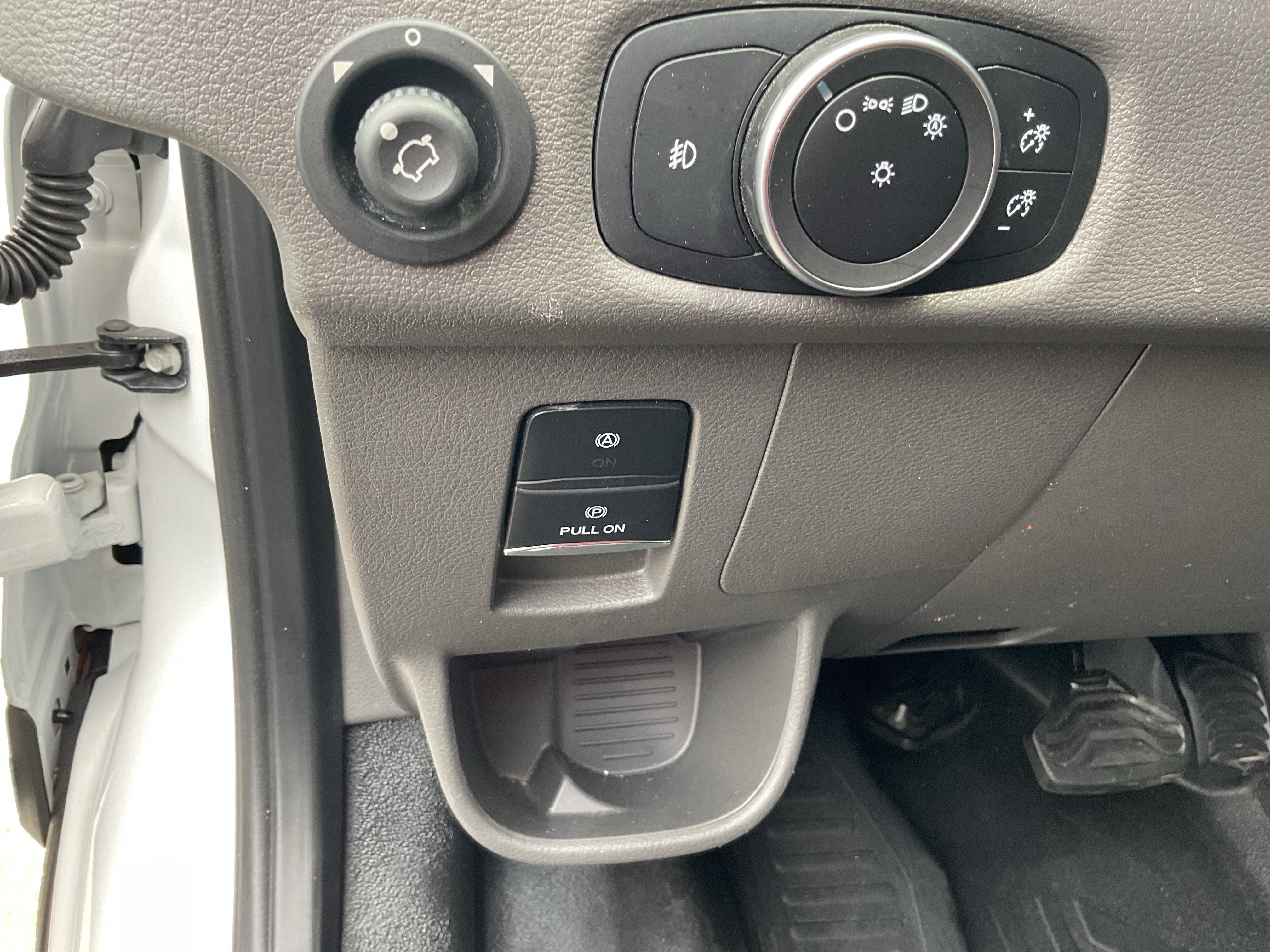 2025 Ford Transit Cargo Van Base
