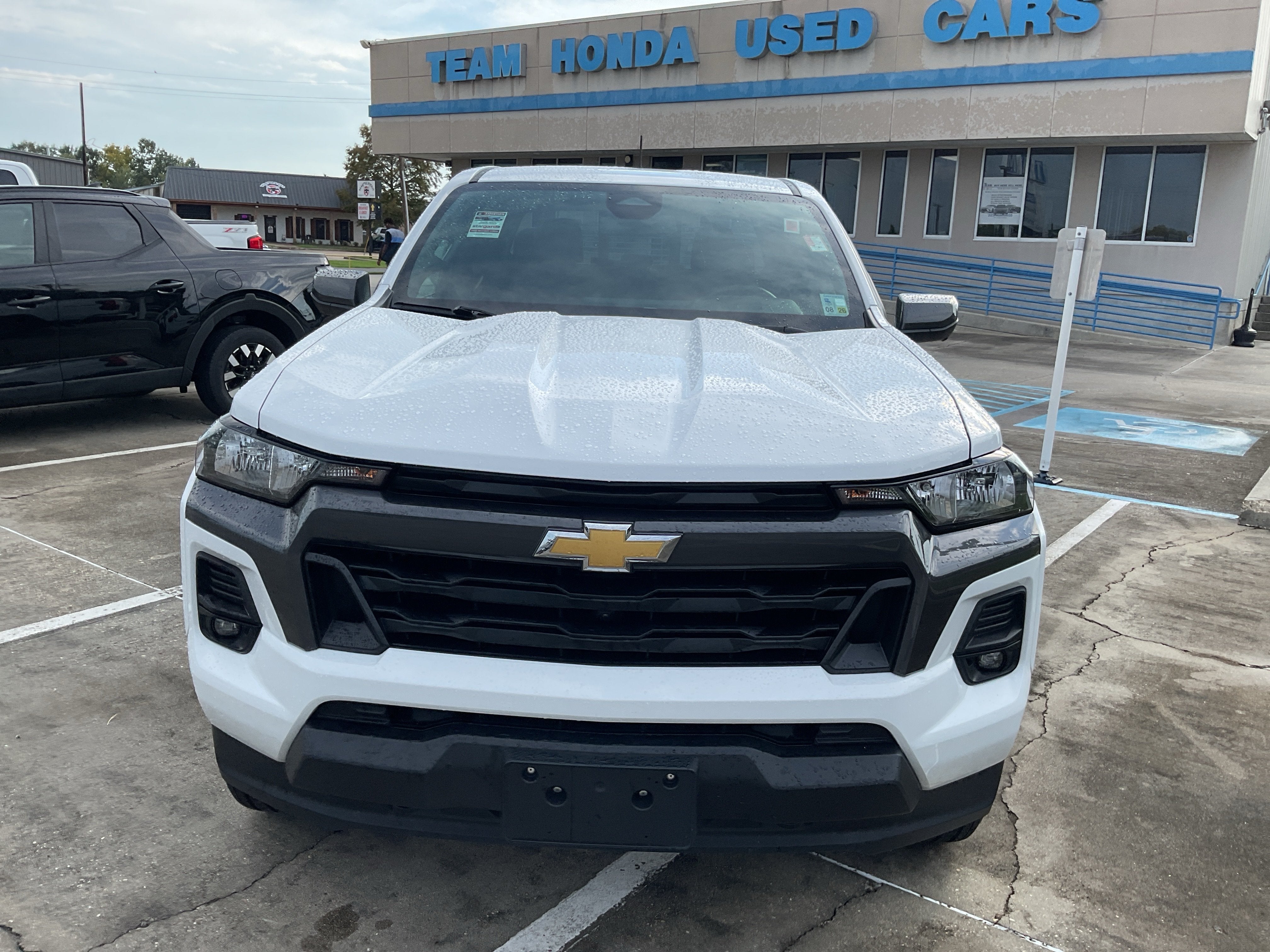 2024 Chevrolet Colorado 4WD LT