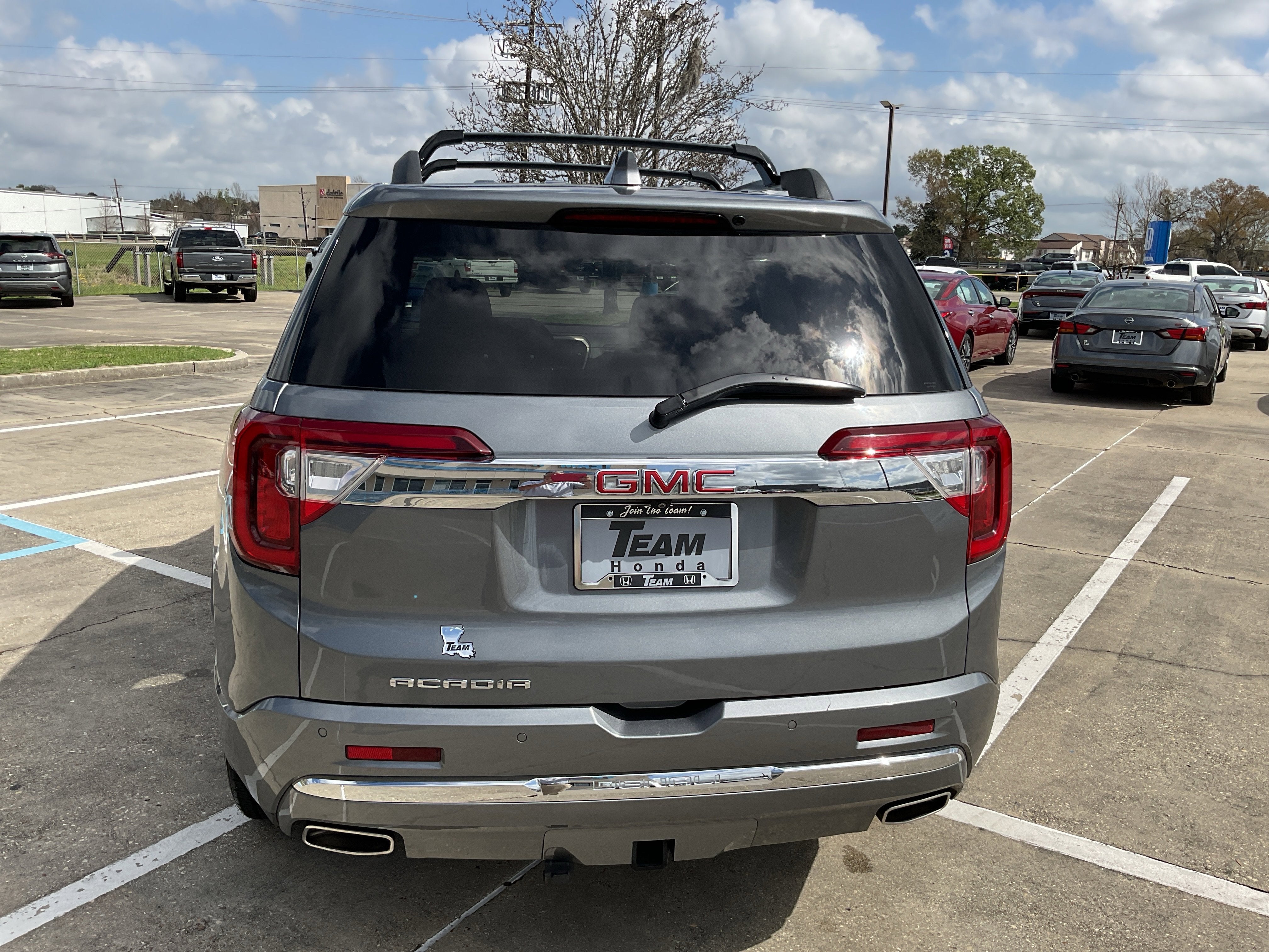 2022 GMC Acadia Denali