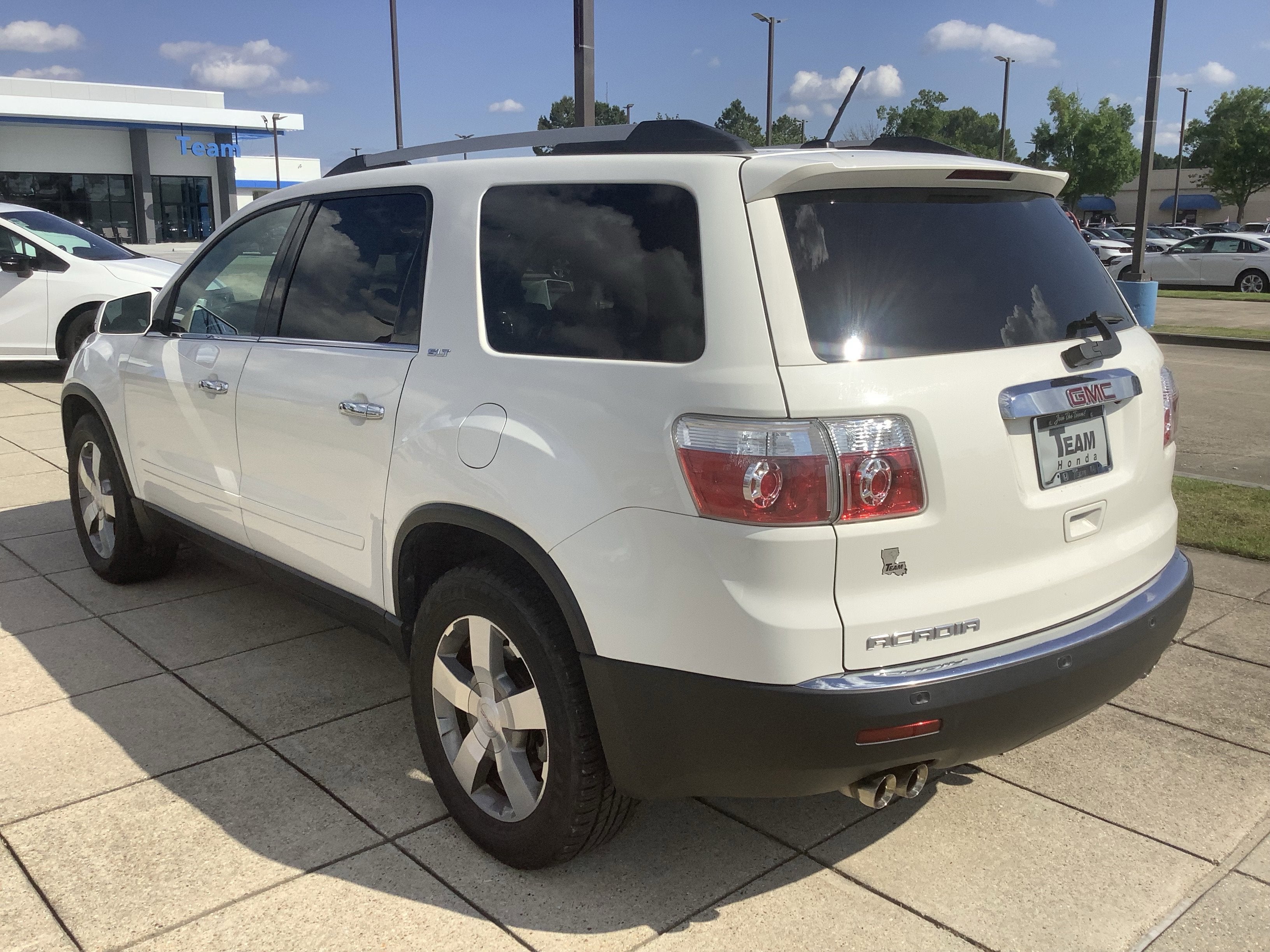 2011 GMC Acadia SLT1