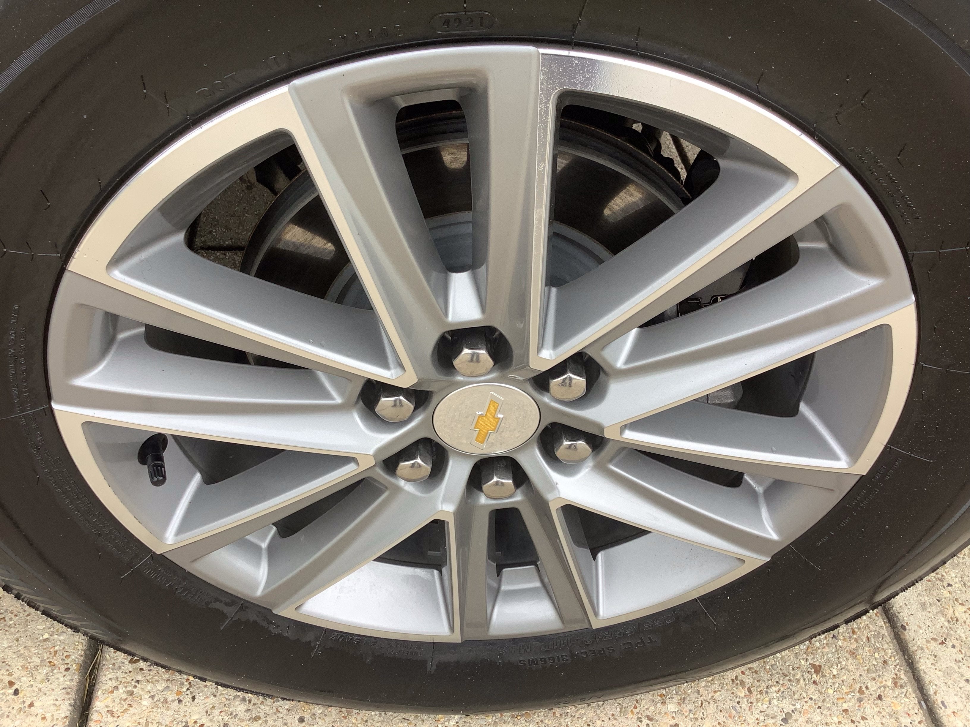 2022 Chevrolet Traverse LT Cloth