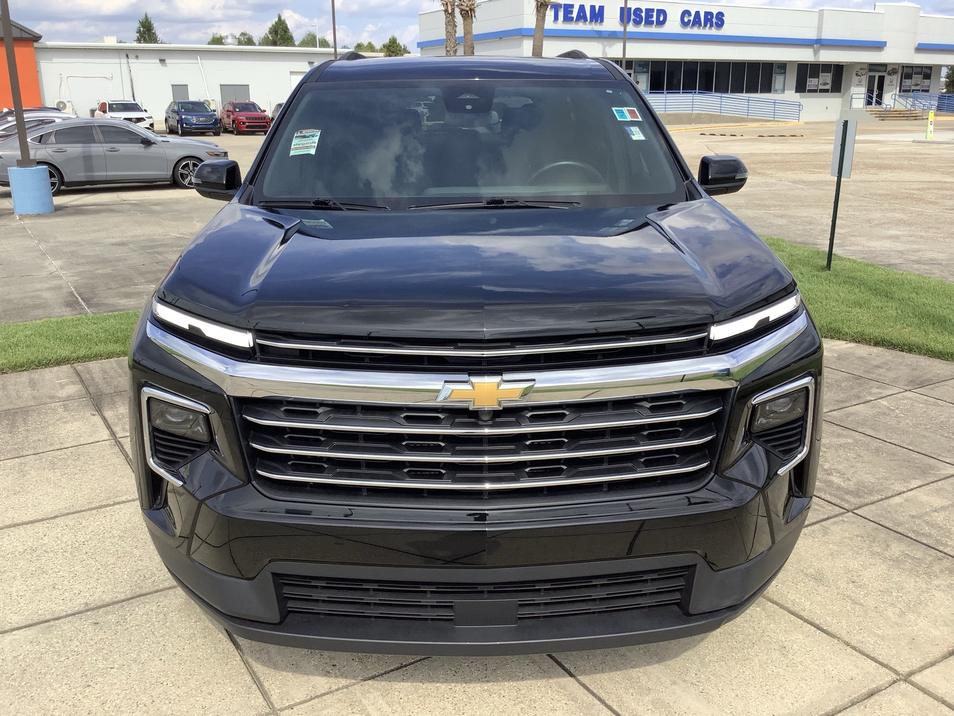 2025 Chevrolet Traverse FWD LT
