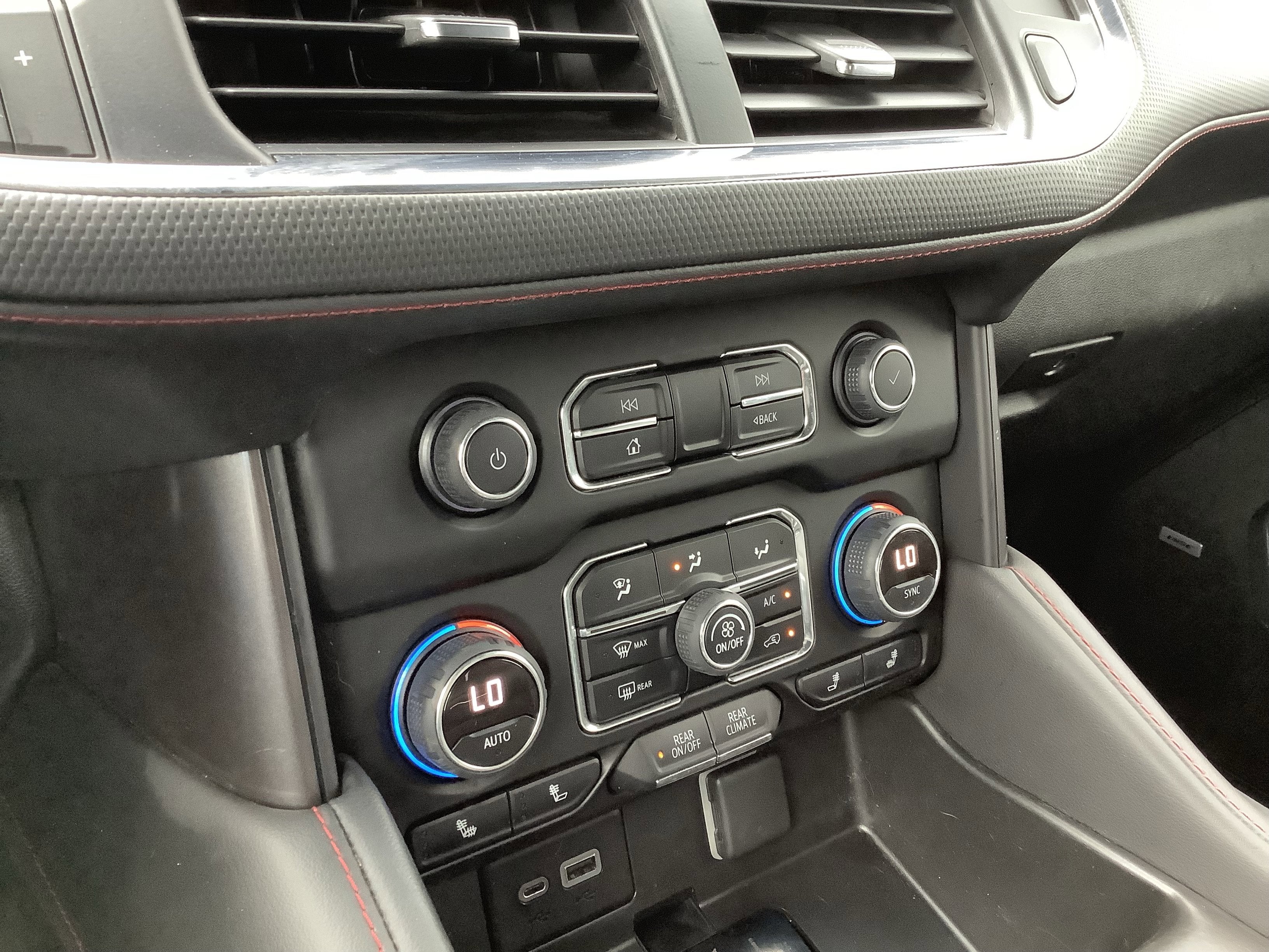 2022 Chevrolet Tahoe RST