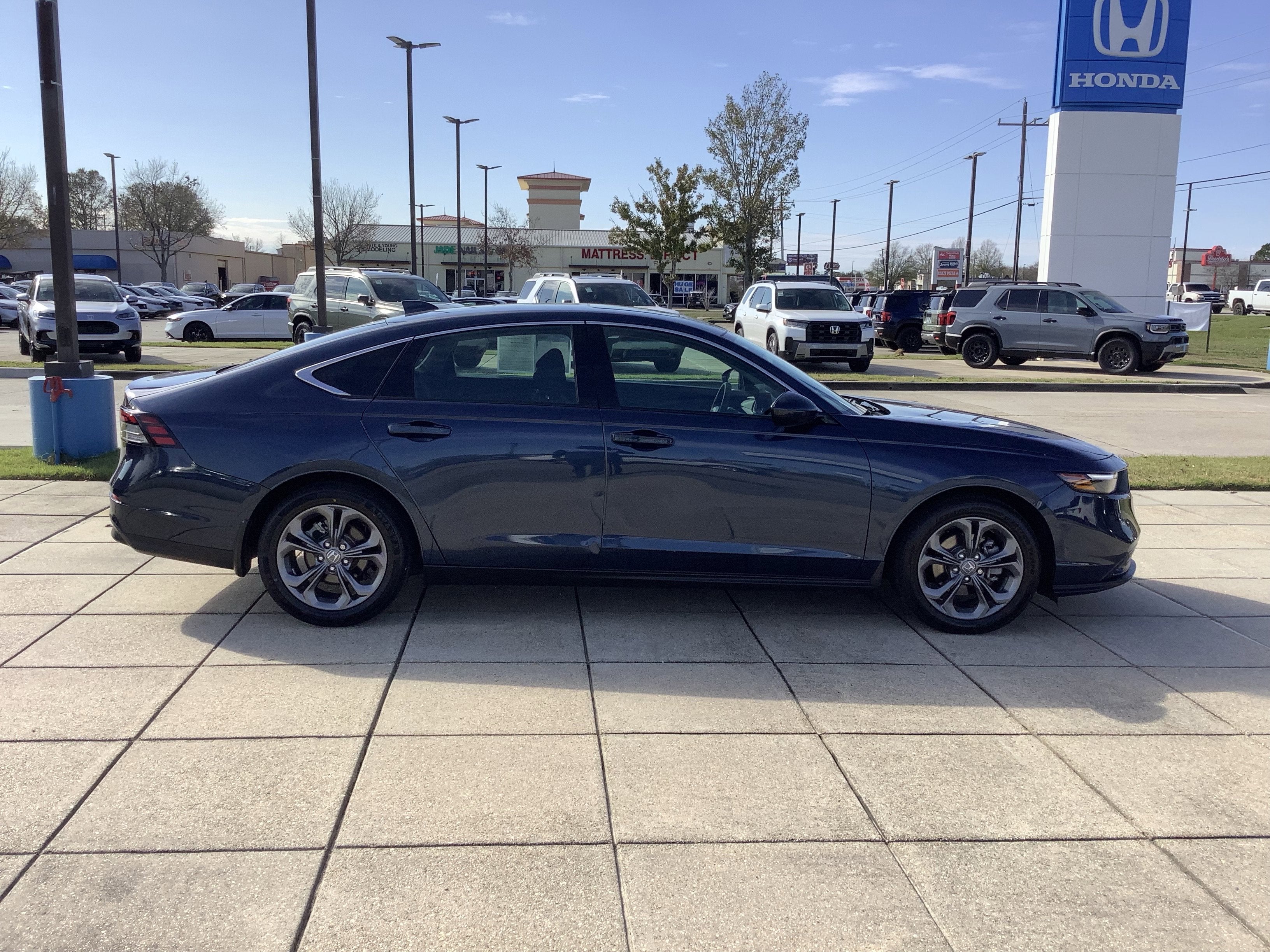 2024 Honda Accord Sedan EX