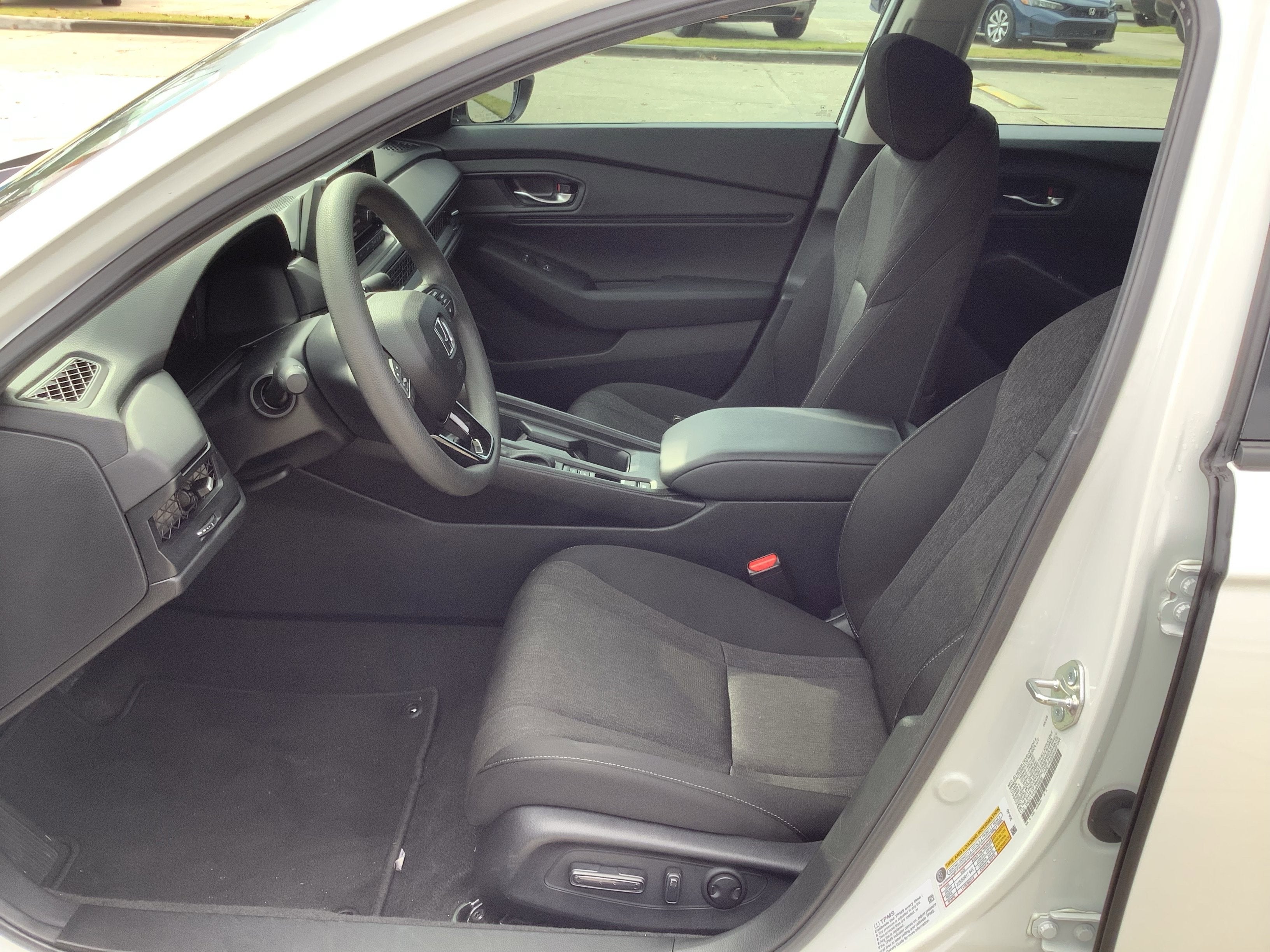 2025 Honda Accord Sedan SE