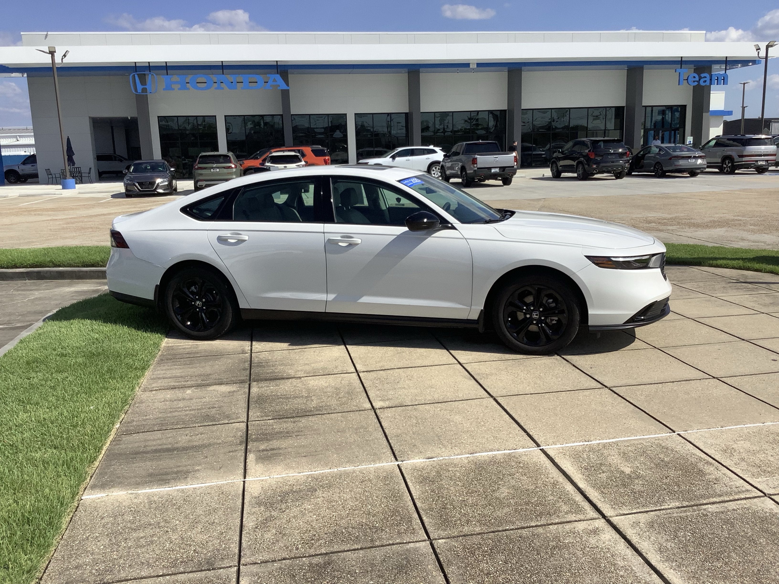 2025 Honda Accord Sedan SE