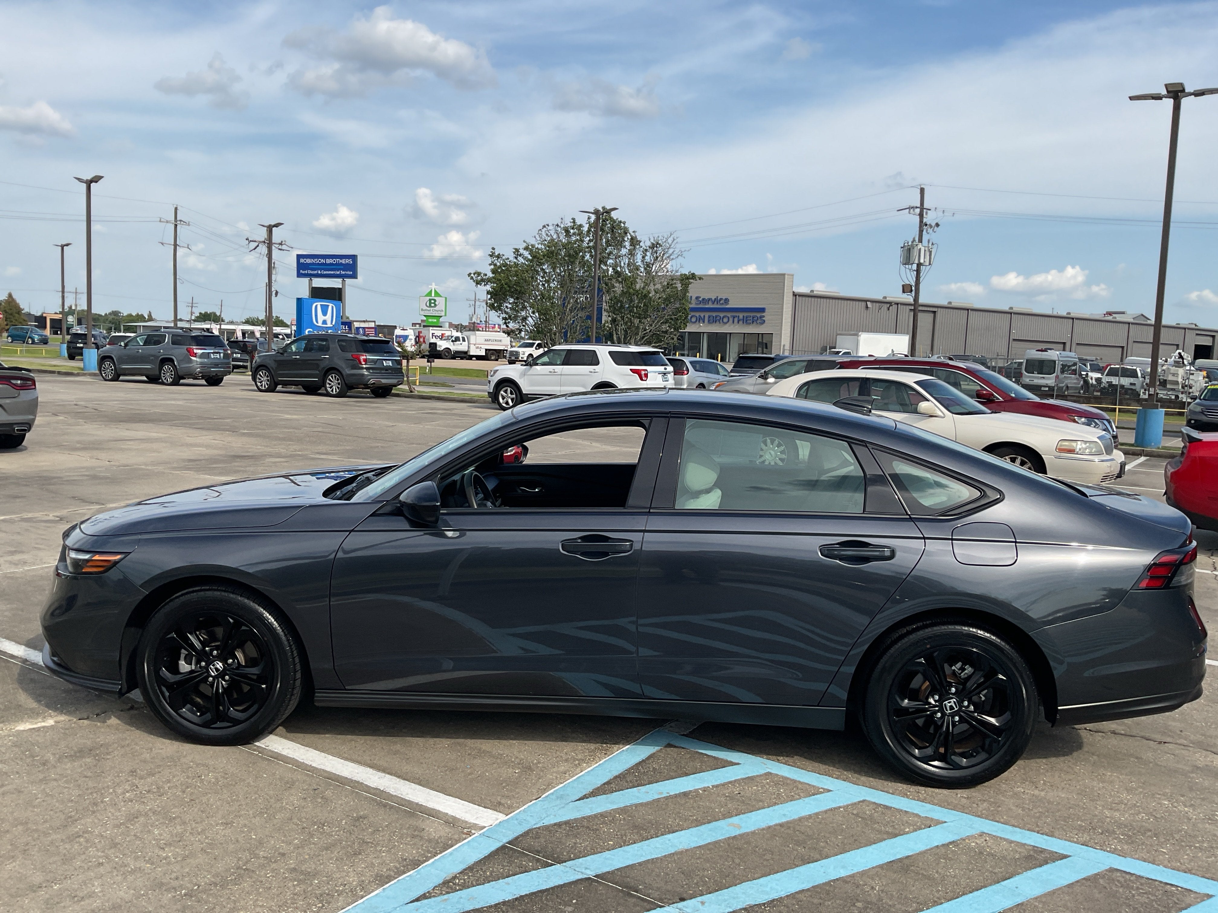 2025 Honda Accord Sedan SE