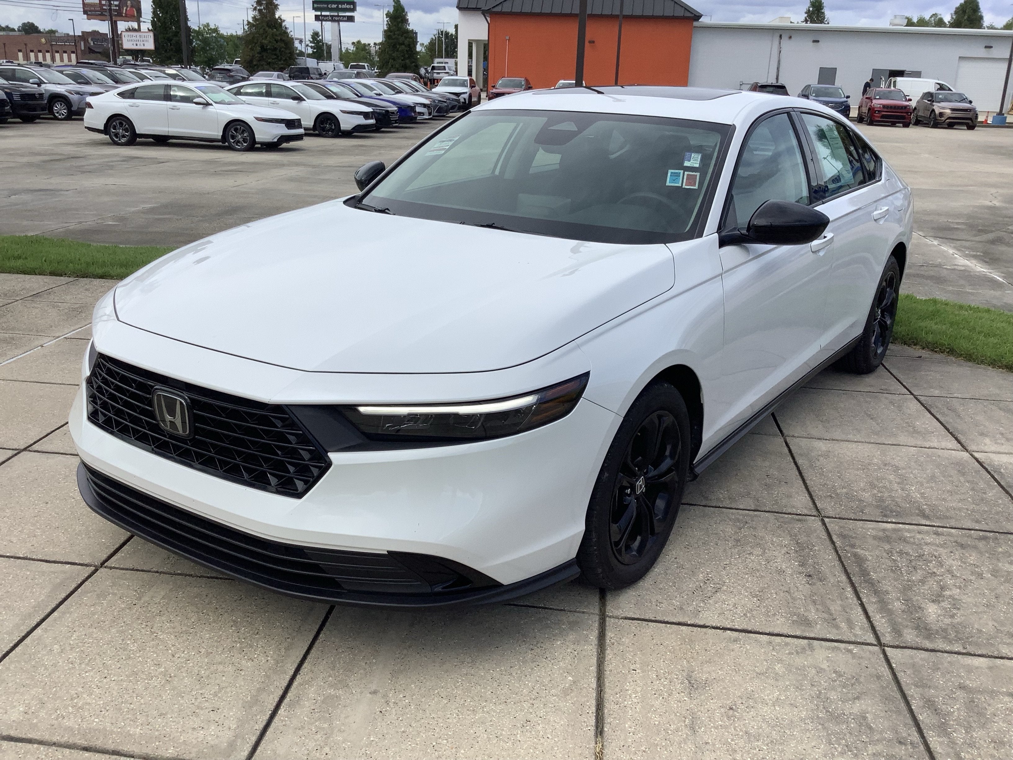 2025 Honda Accord Sedan SE