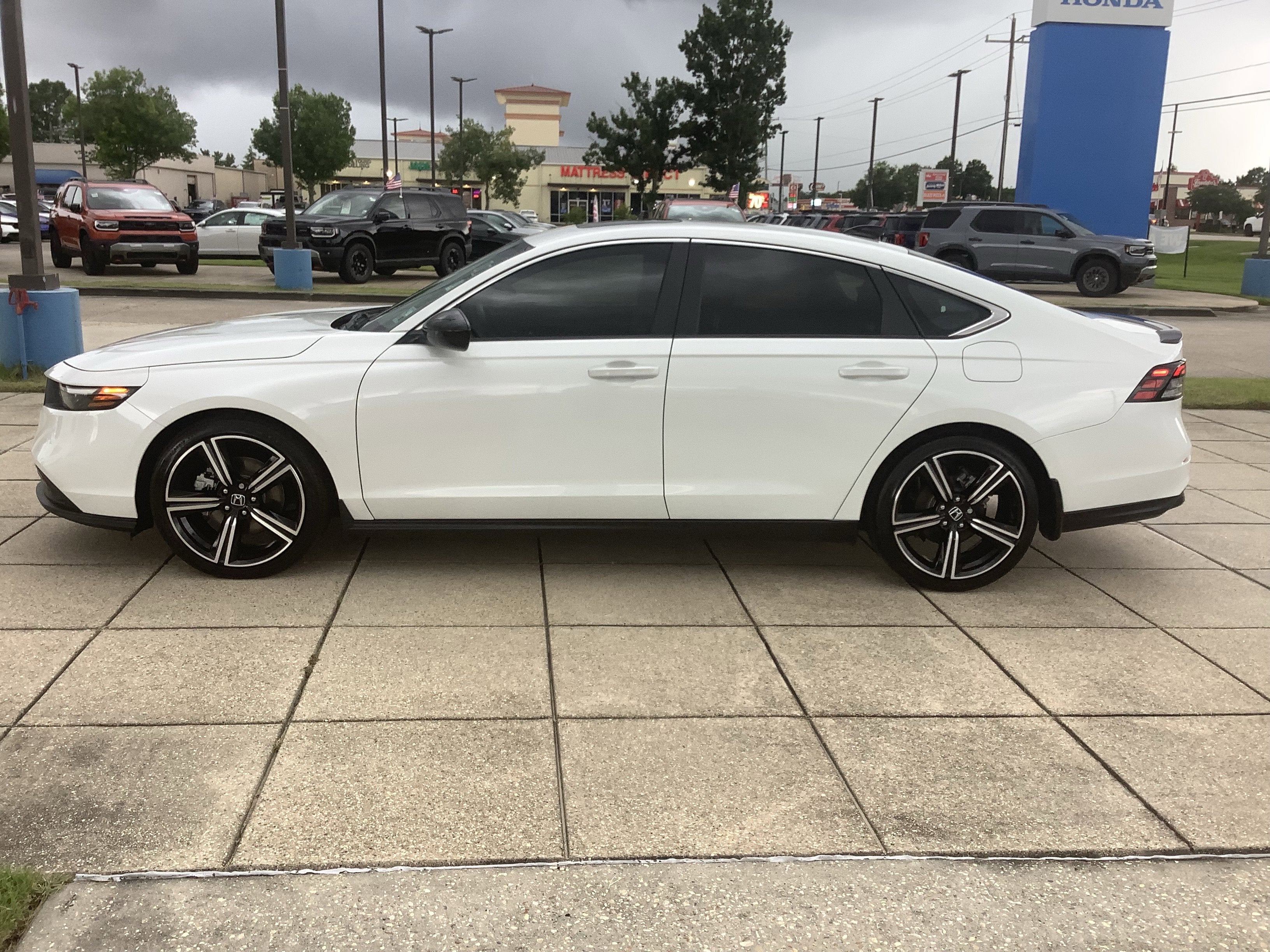 2025 Honda Accord Hybrid Sport