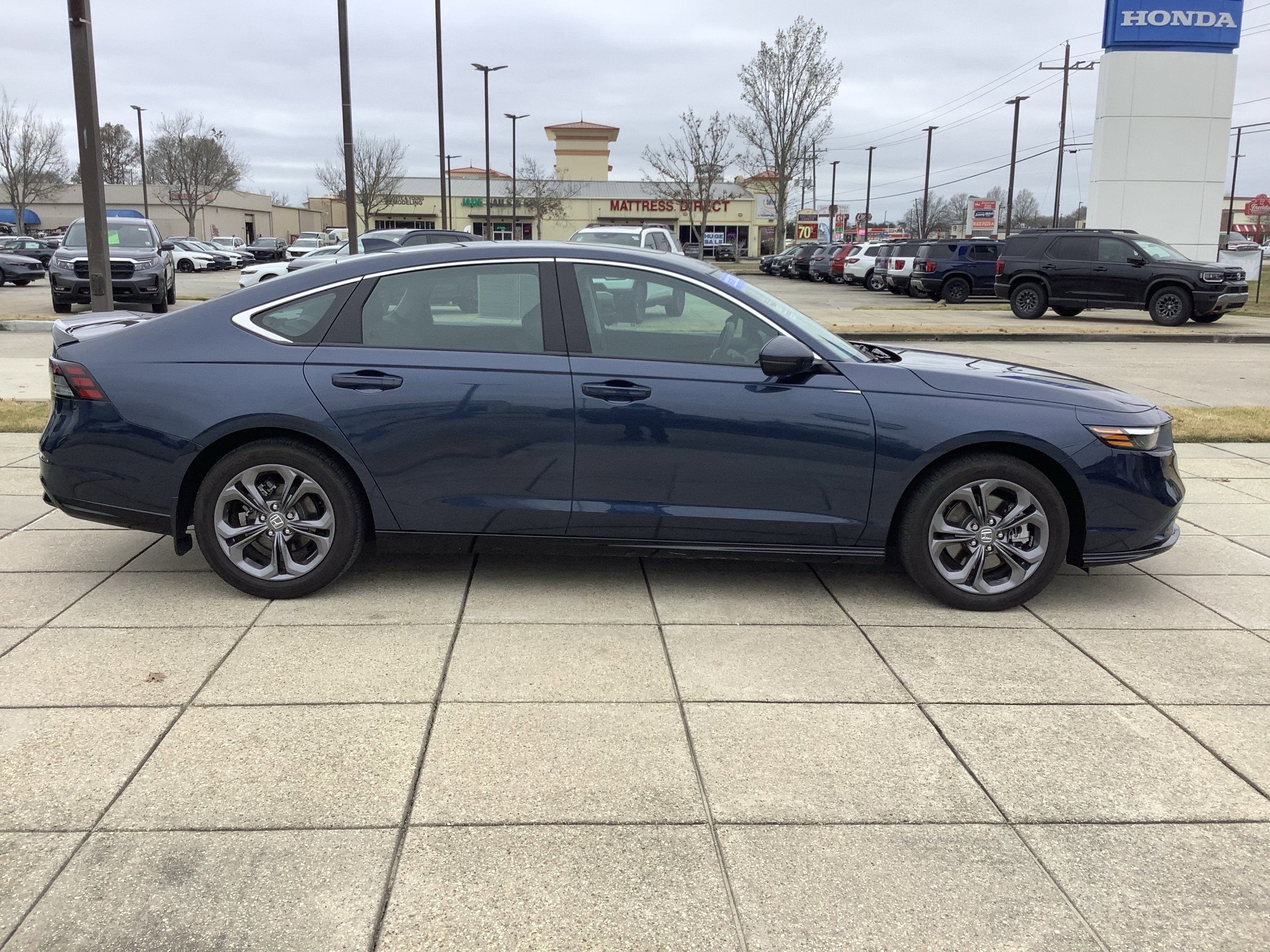 2025 Honda Accord Hybrid EX-L
