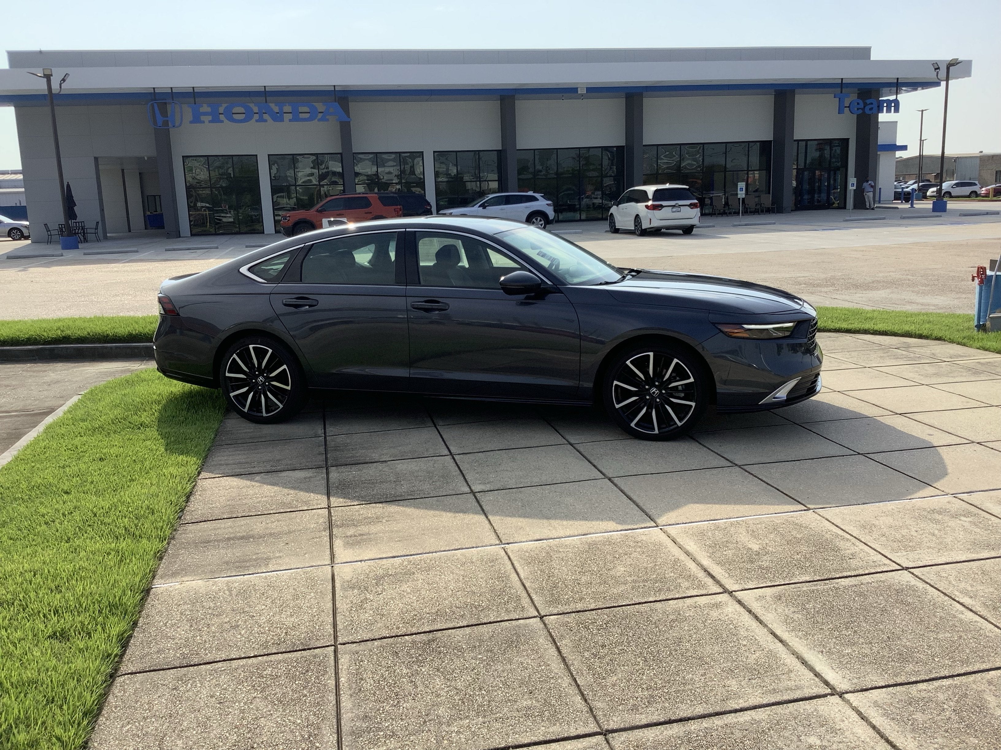 2023 Honda Accord Hybrid Touring