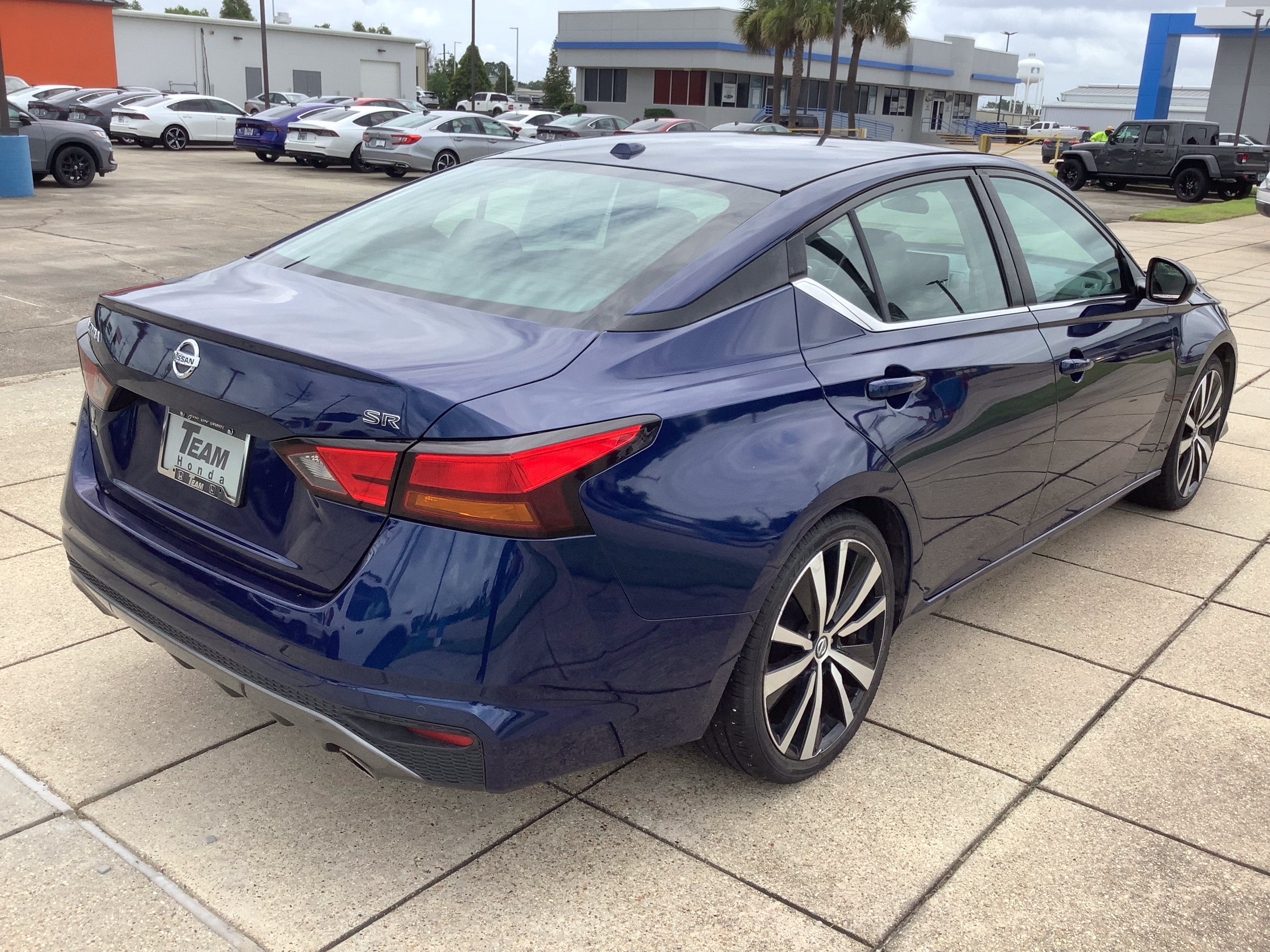 2021 Nissan Altima 2.5 SR