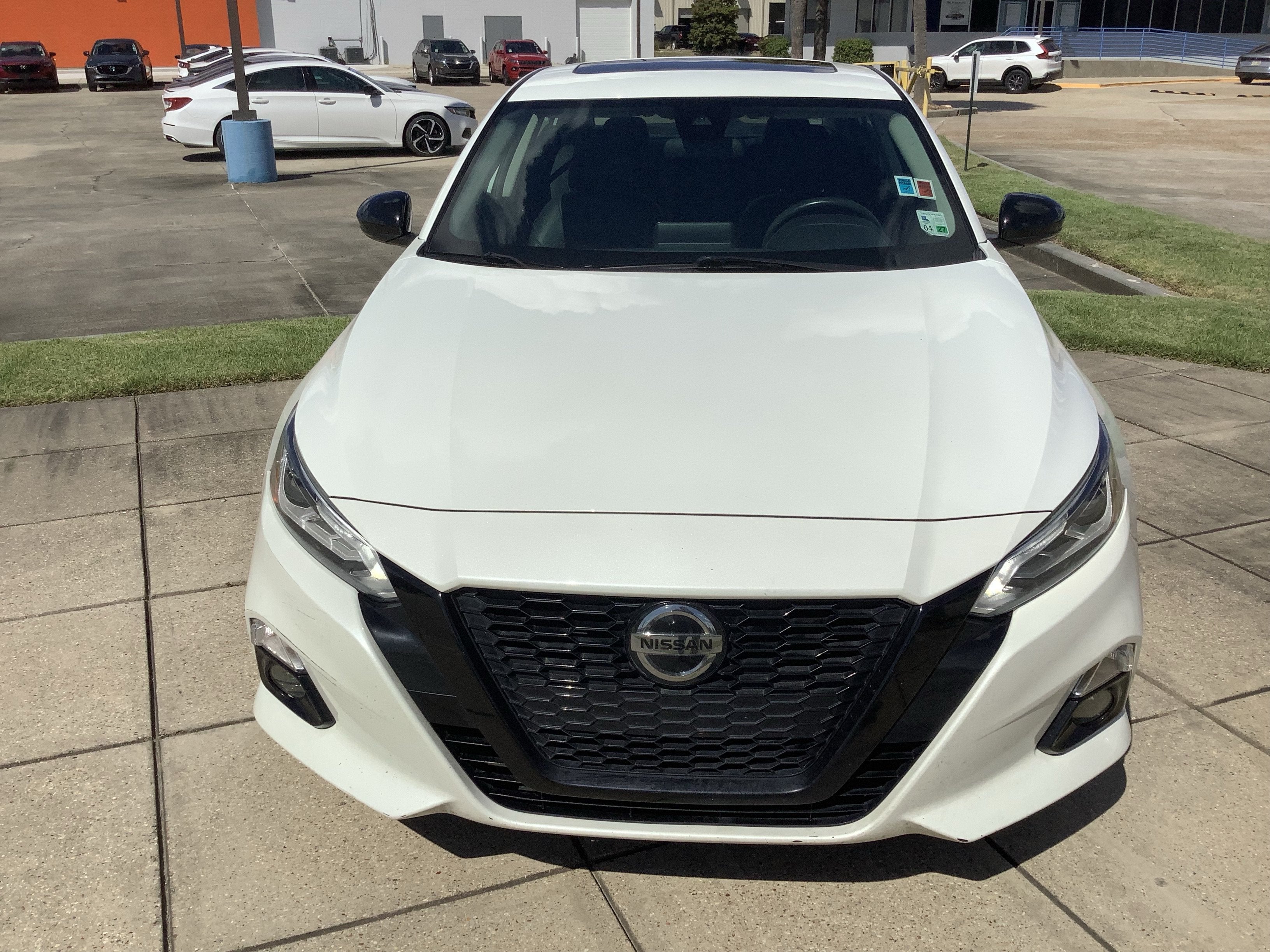2022 Nissan Altima 2.5 SR