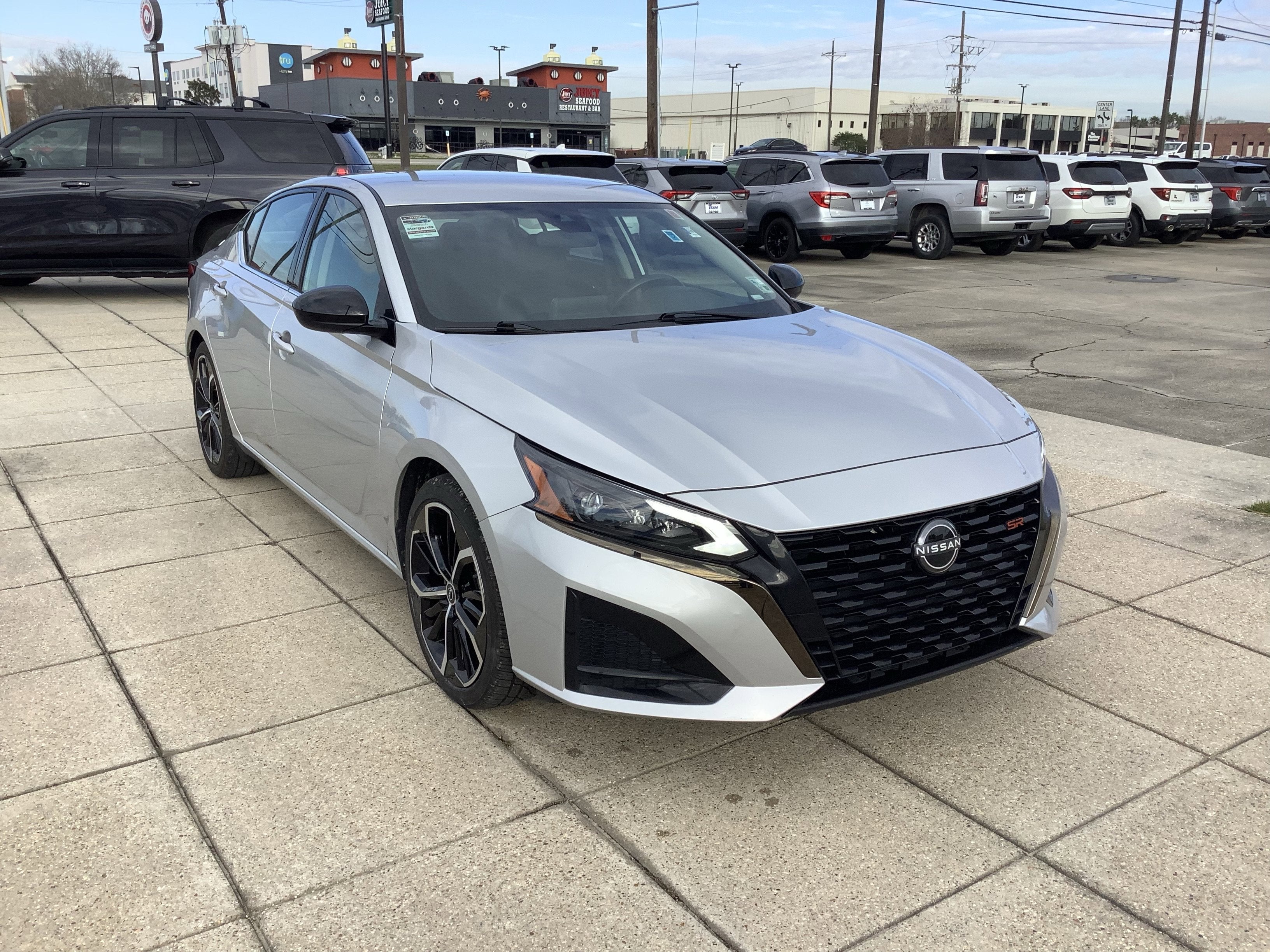 2024 Nissan Altima 2.5 SR