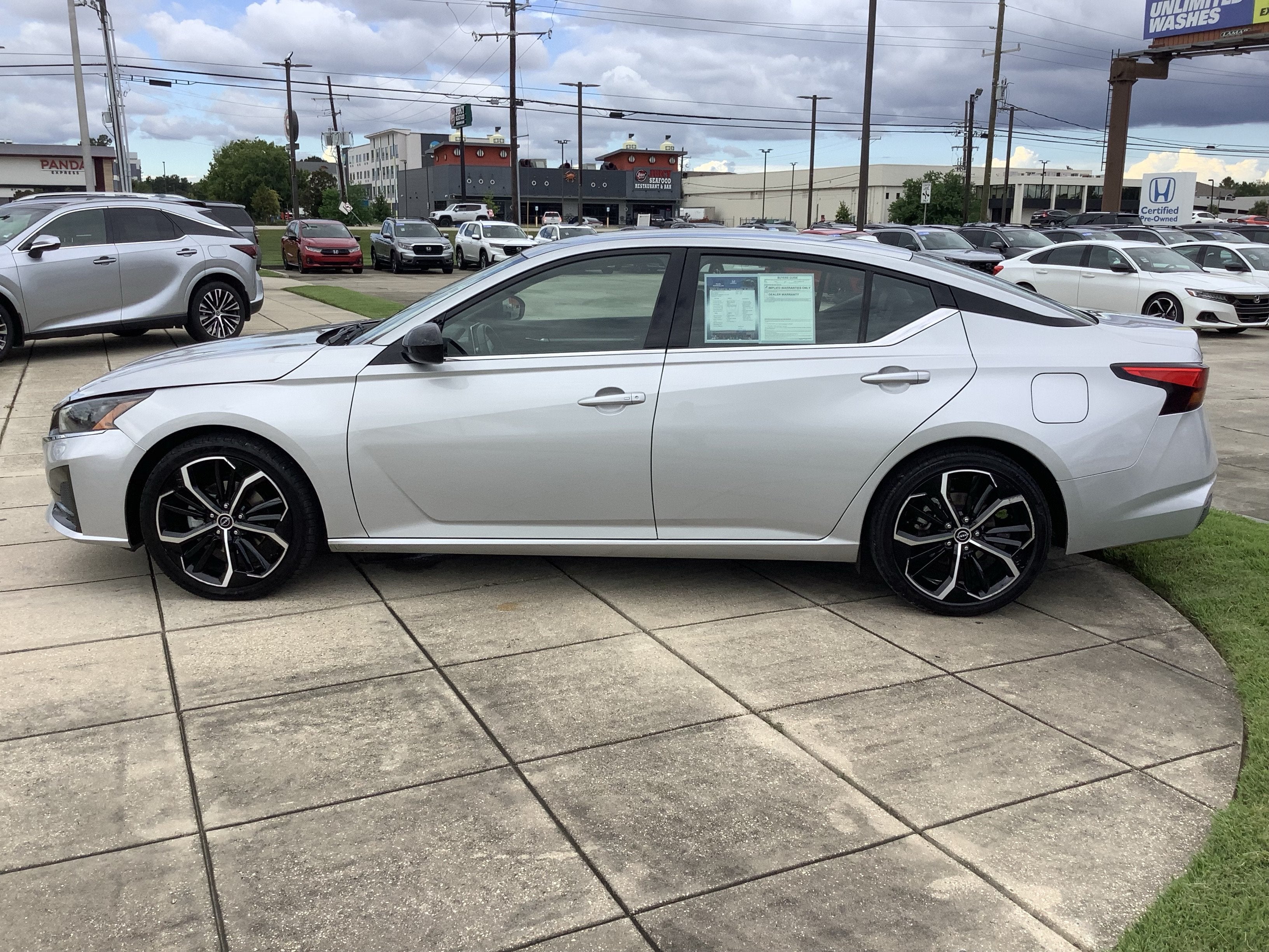 2024 Nissan Altima 2.5 SR