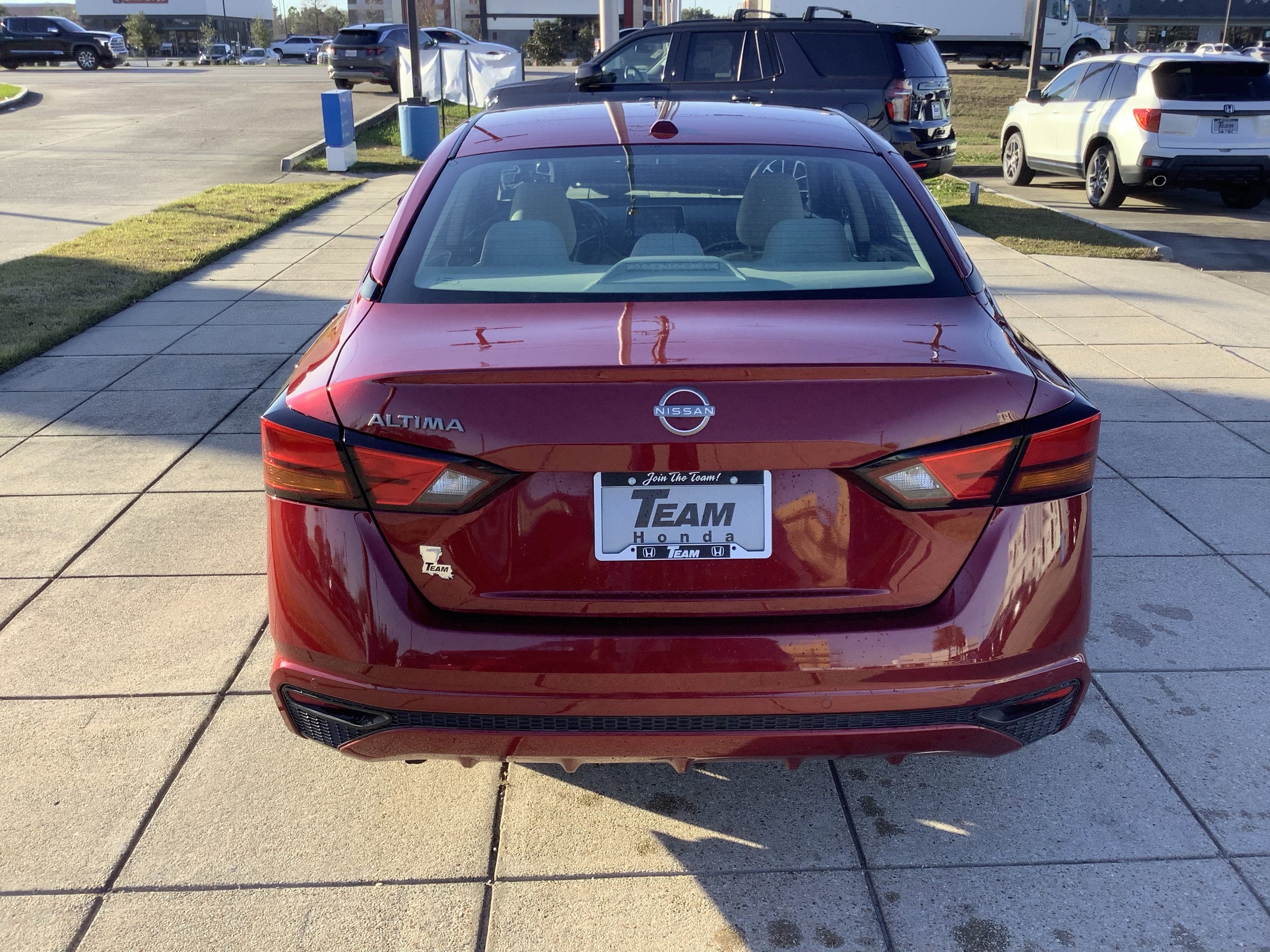 2025 Nissan Altima SV