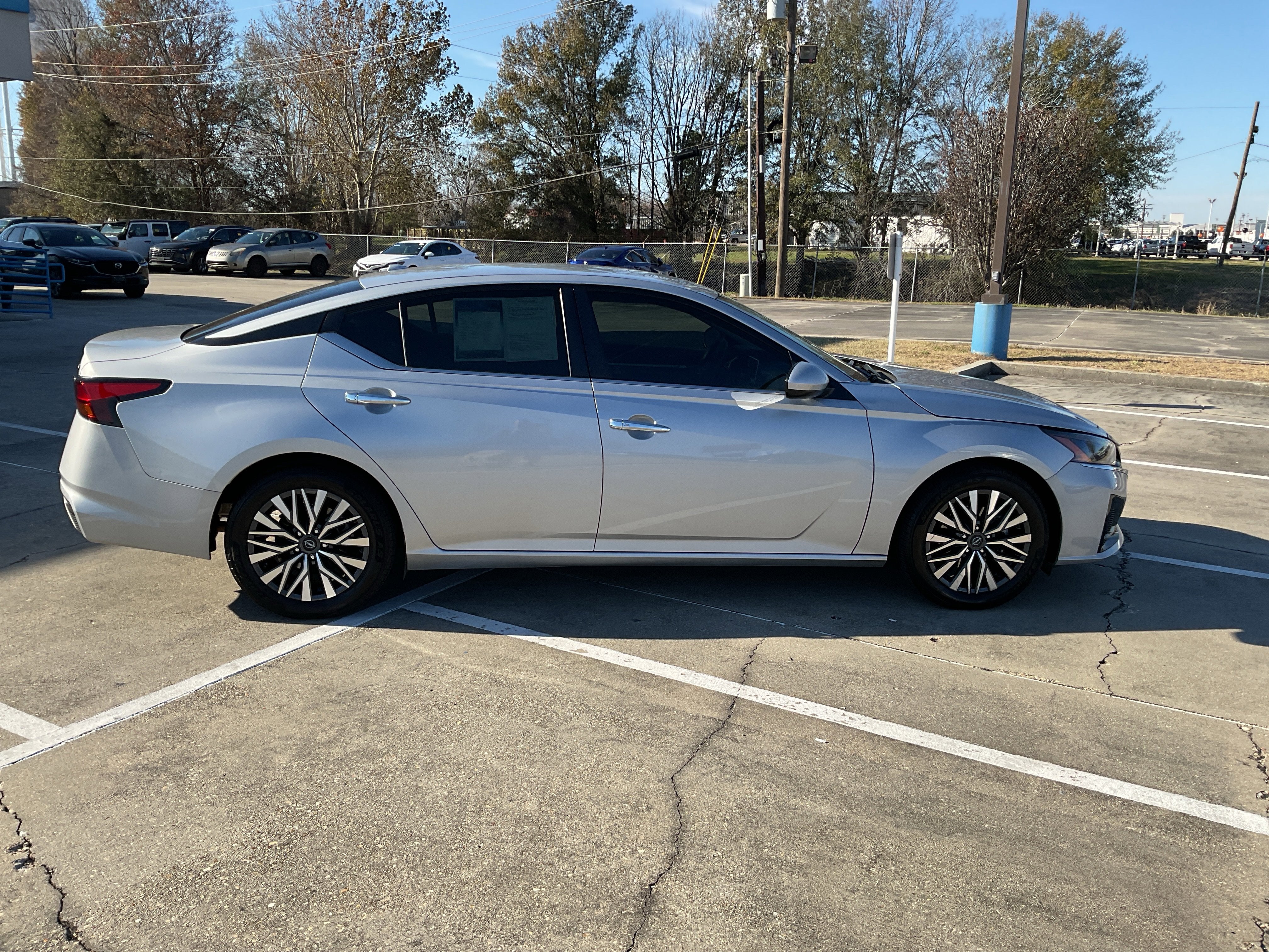 2023 Nissan Altima 2.5 SV