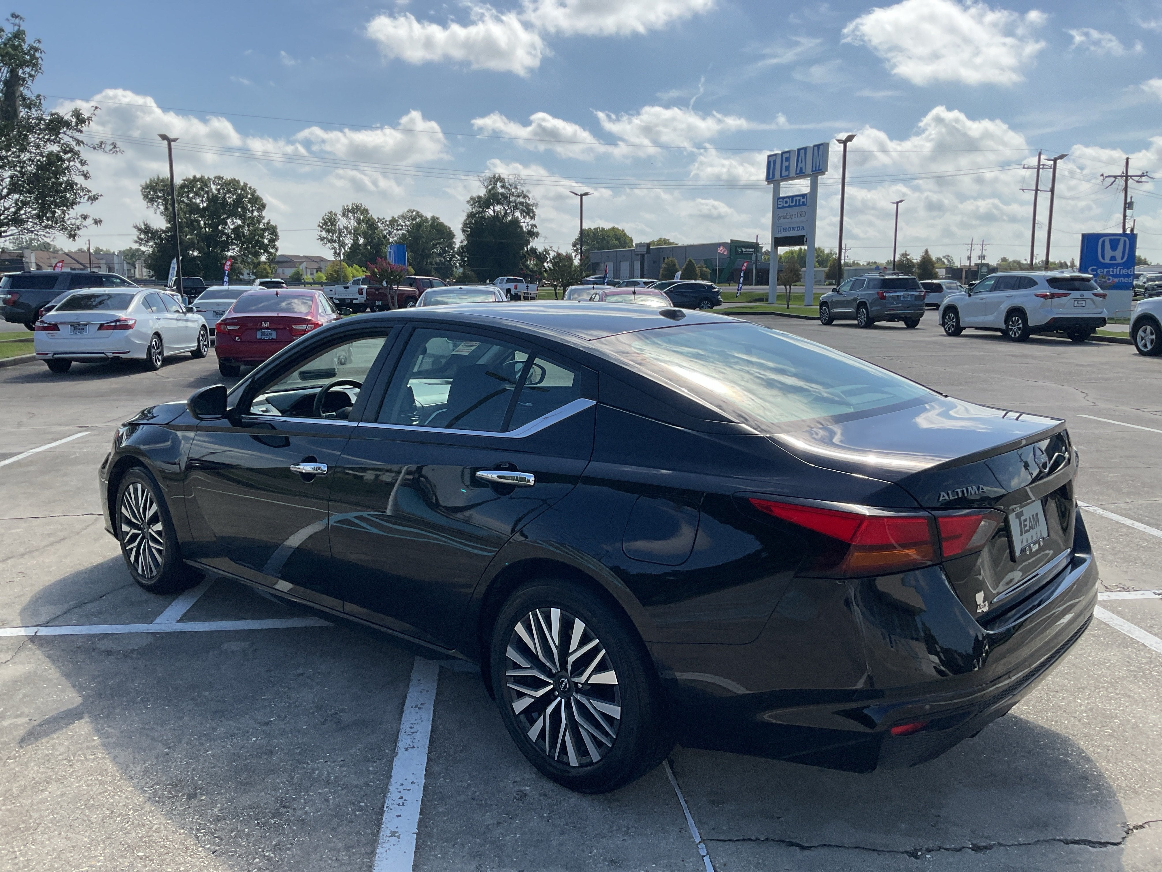 2025 Nissan Altima SV