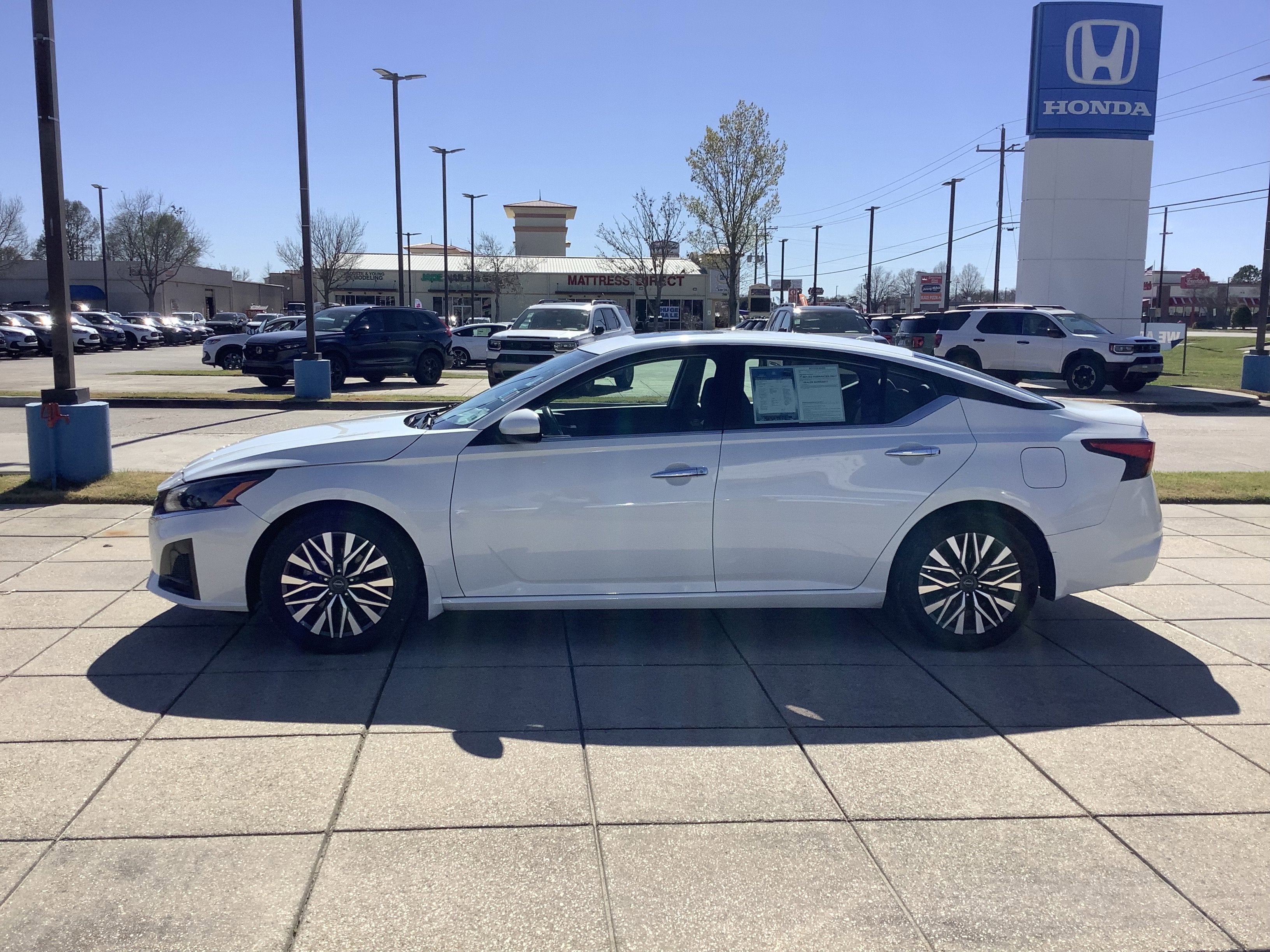 2024 Nissan Altima 2.5 SV