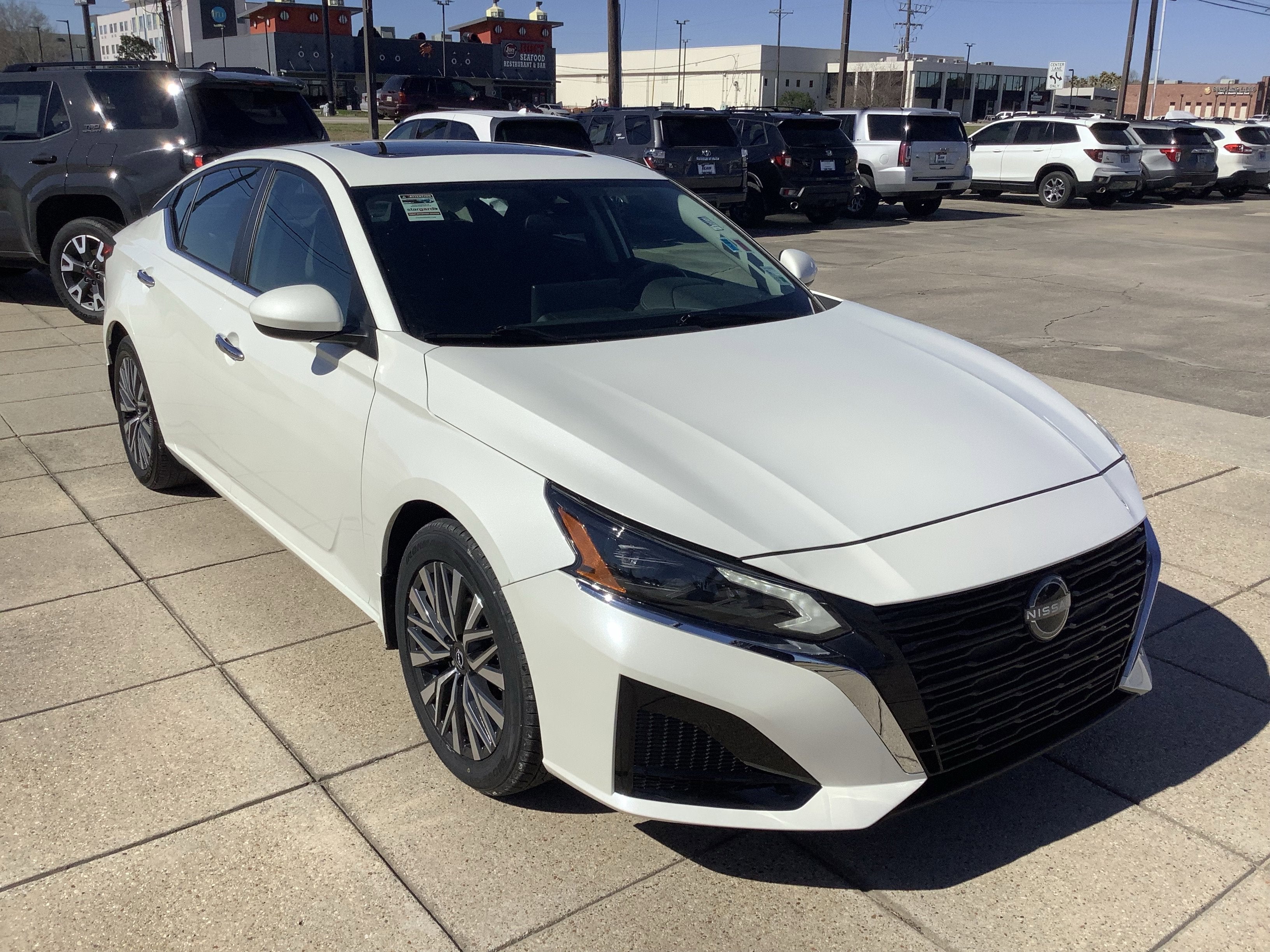 2024 Nissan Altima 2.5 SV