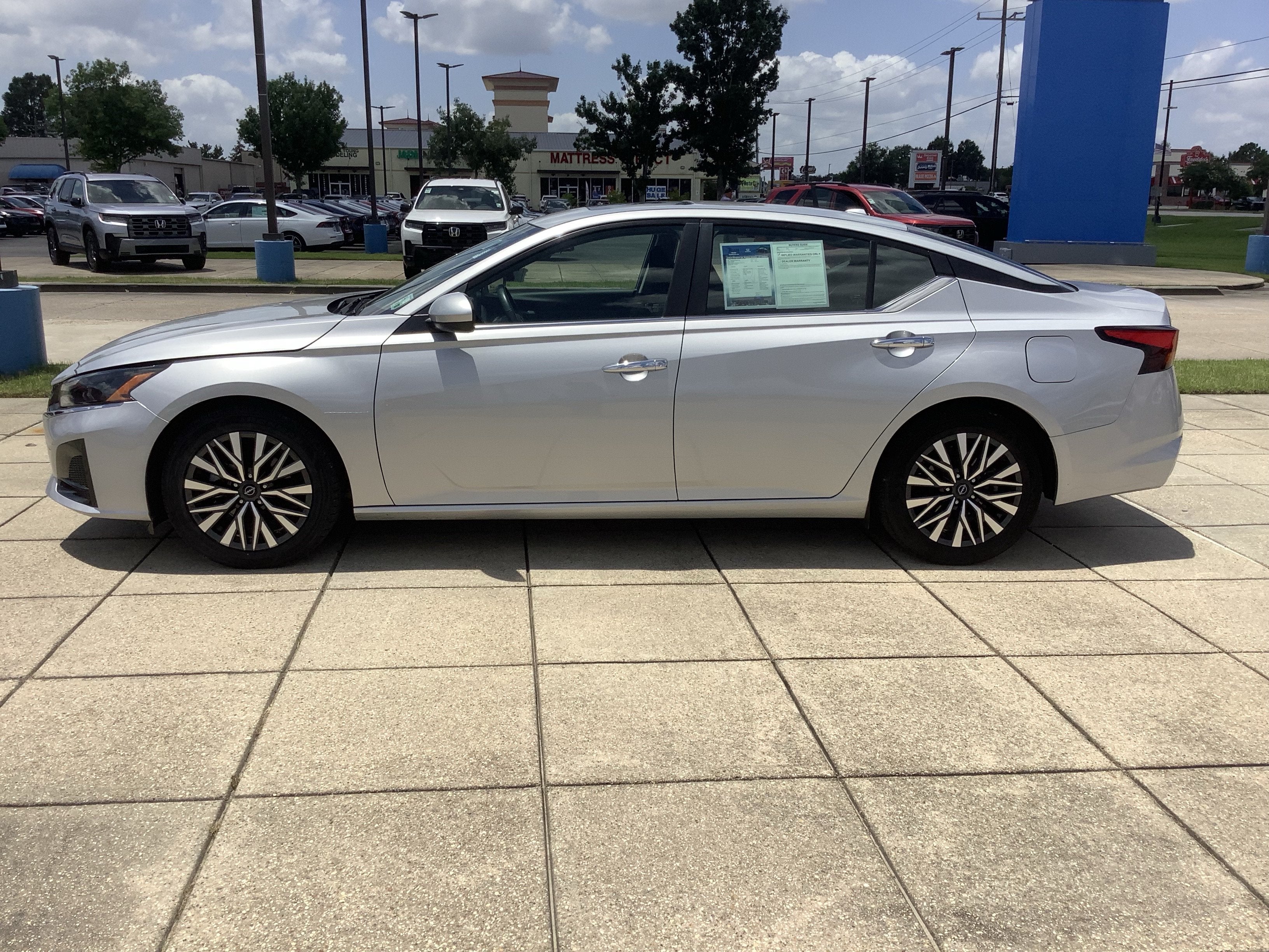 2024 Nissan Altima 2.5 SV