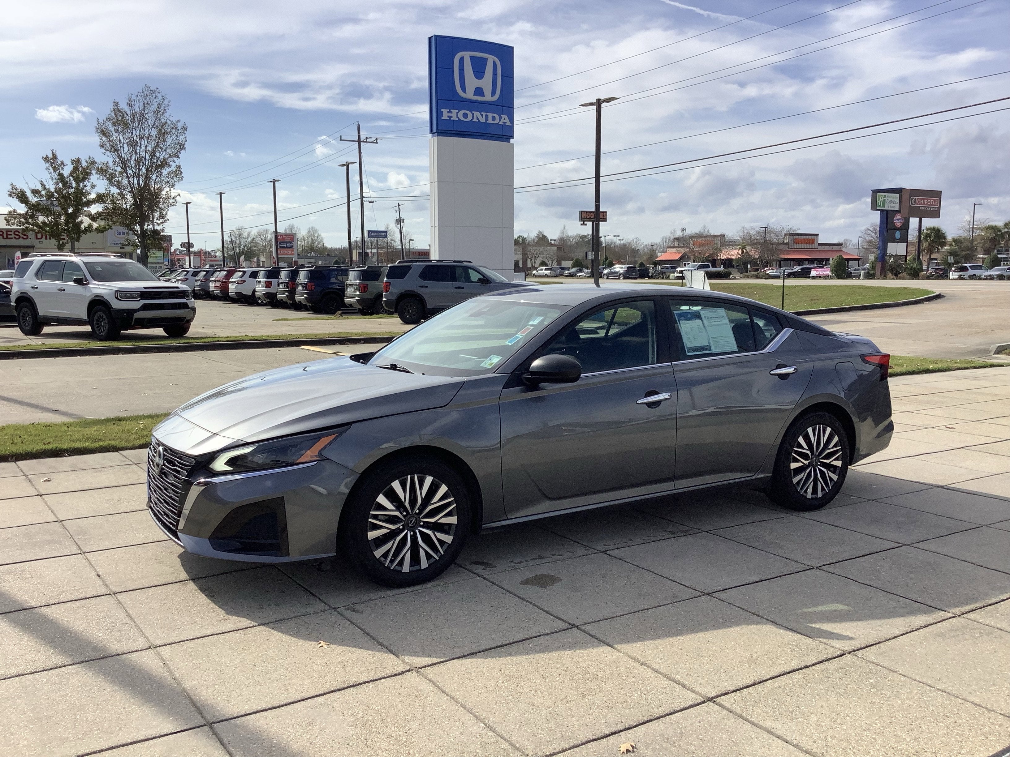 2024 Nissan Altima 2.5 SV