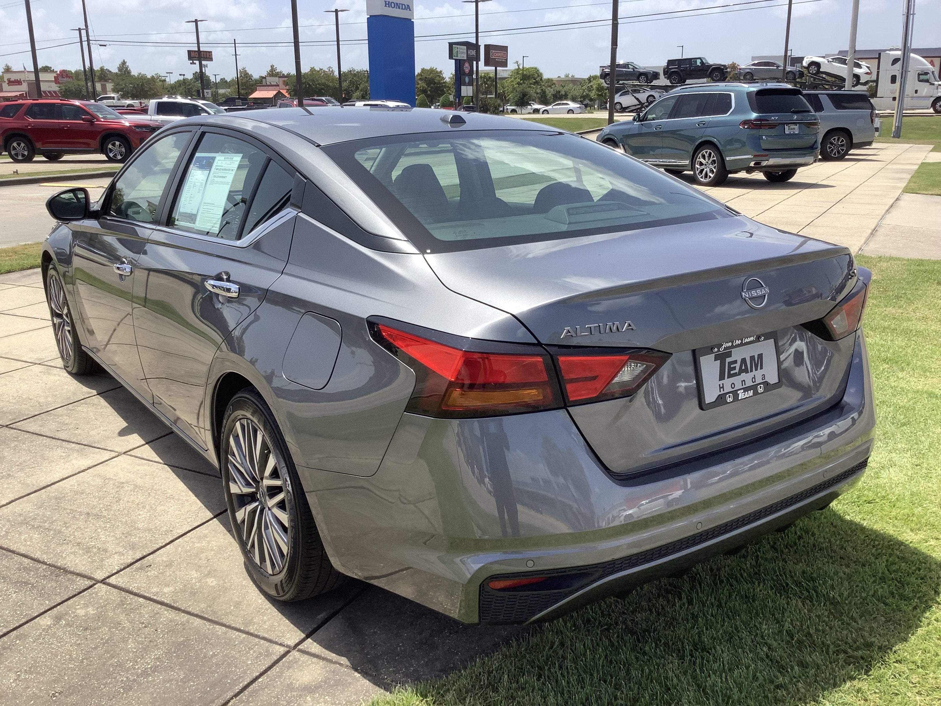 2024 Nissan Altima 2.5 SV