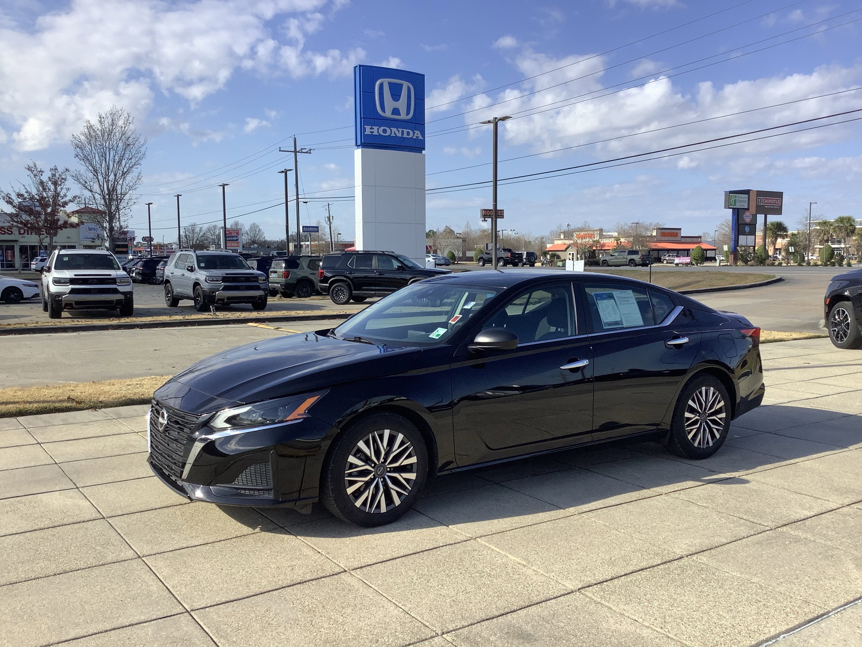 2025 Nissan Altima SV