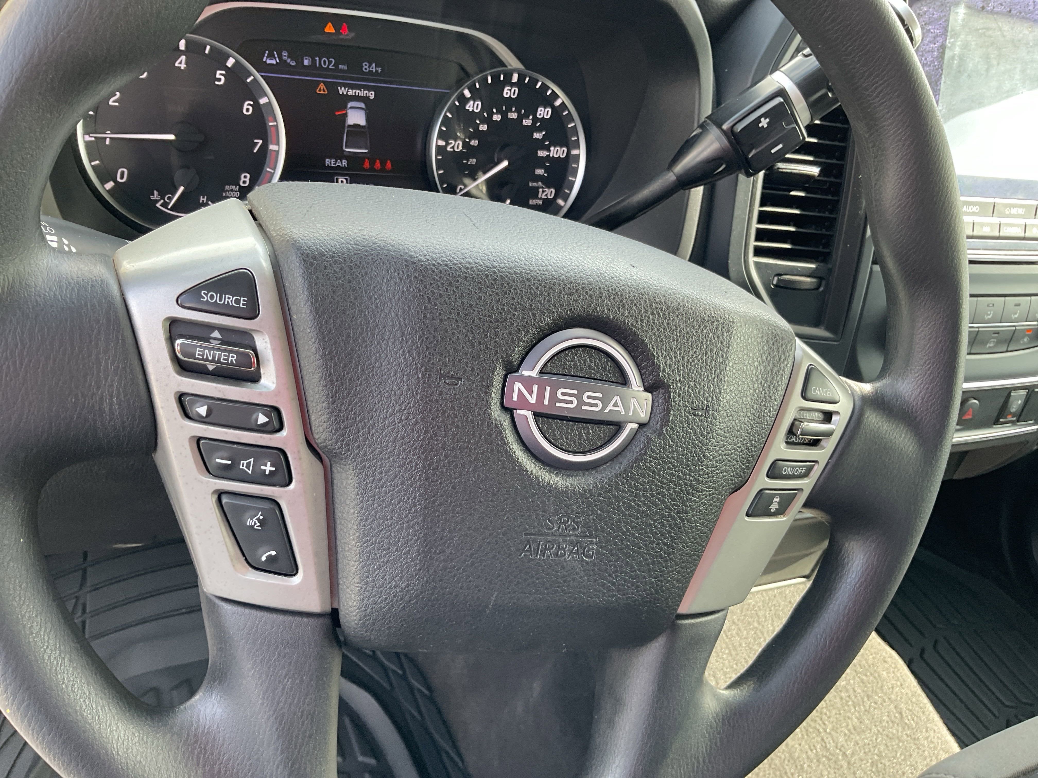 2023 Nissan Titan SV