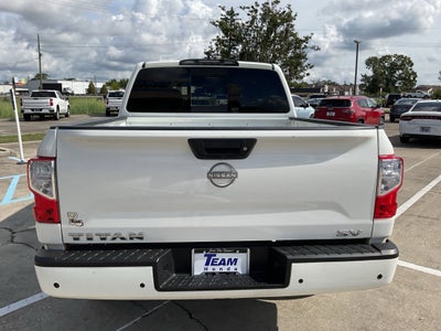 2023 Nissan Titan SV