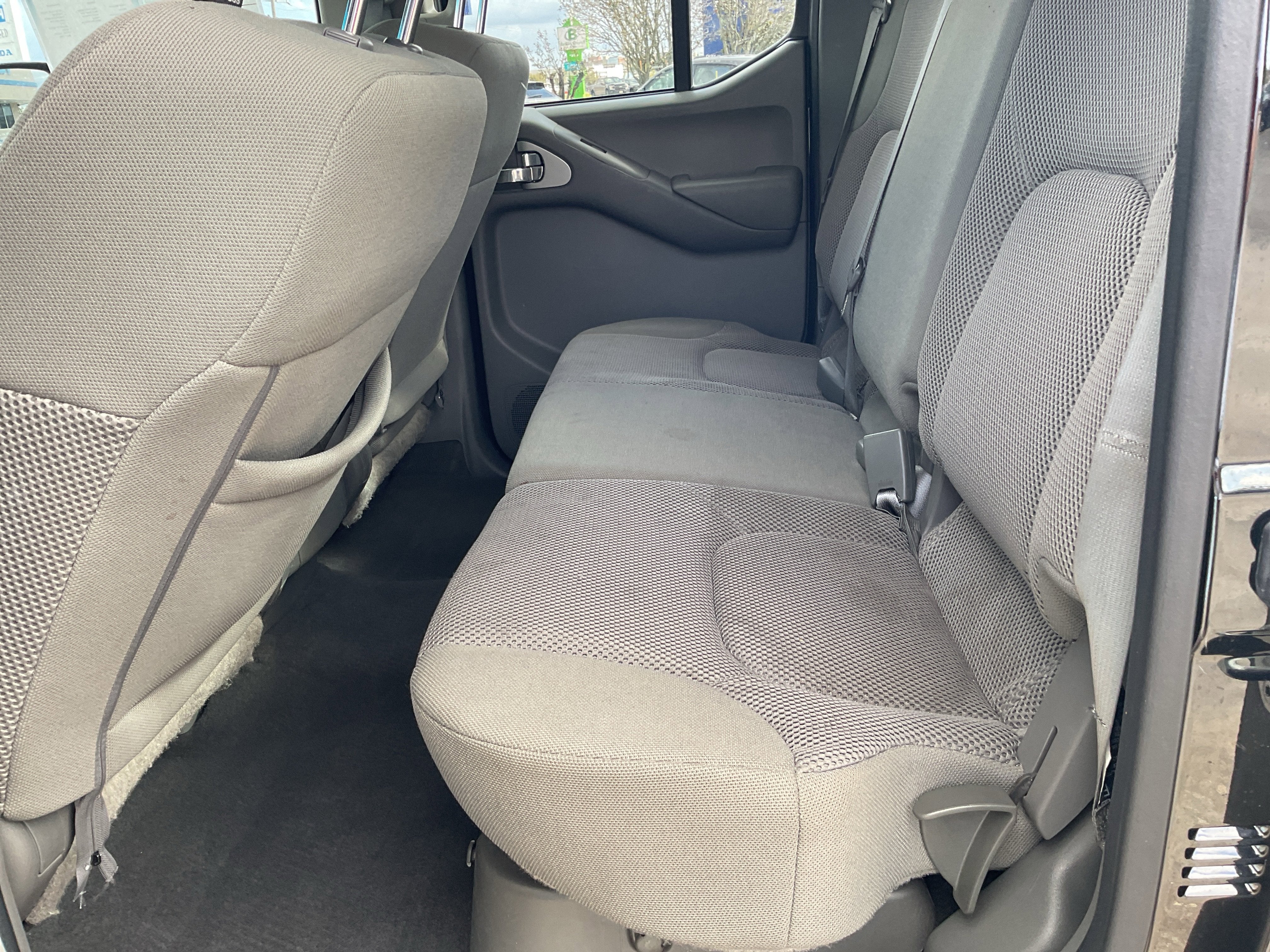 2021 Nissan Frontier SV