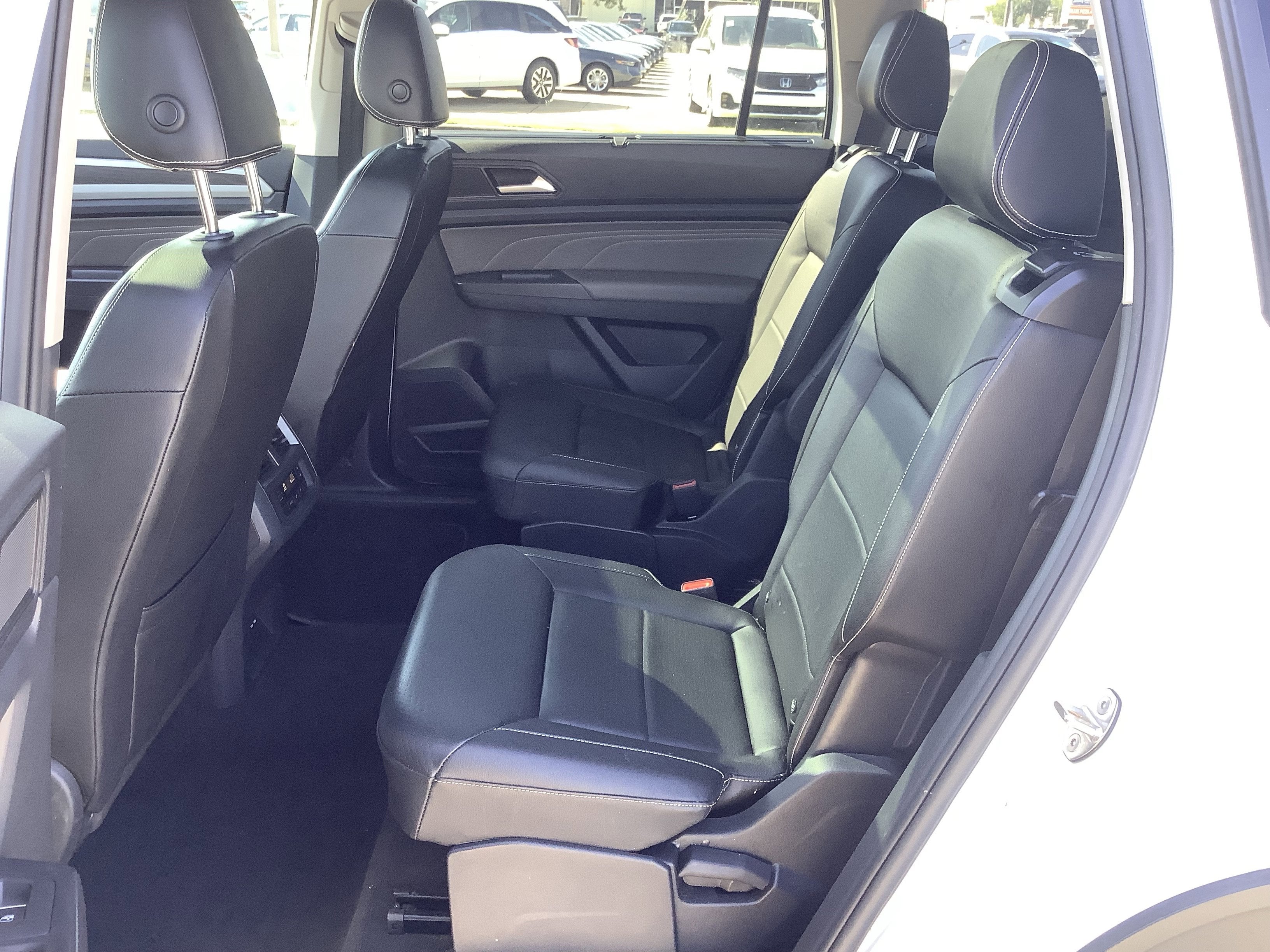 2023 Volkswagen Atlas 2.0T SE w/Technology