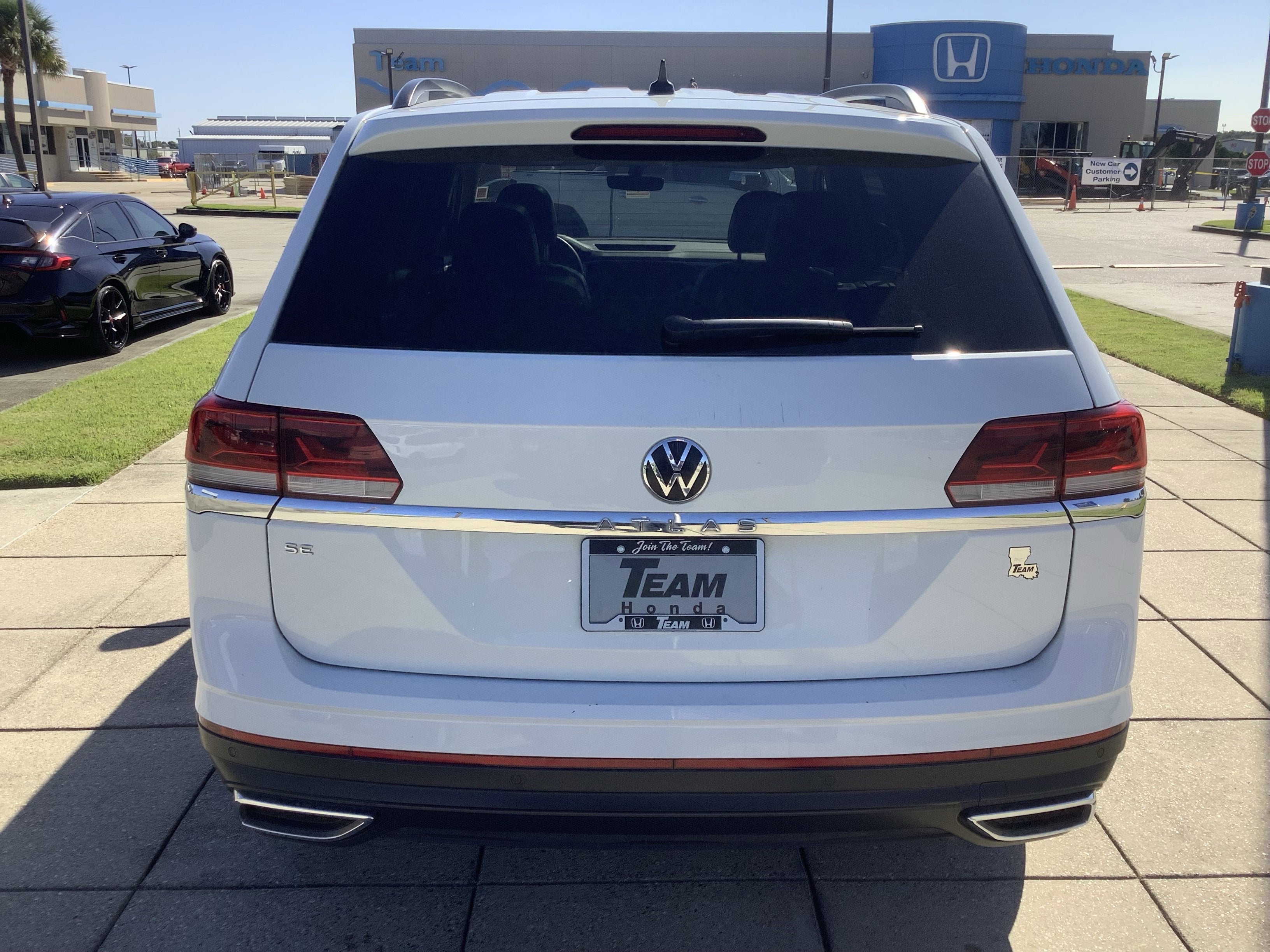 2023 Volkswagen Atlas 2.0T SE w/Technology