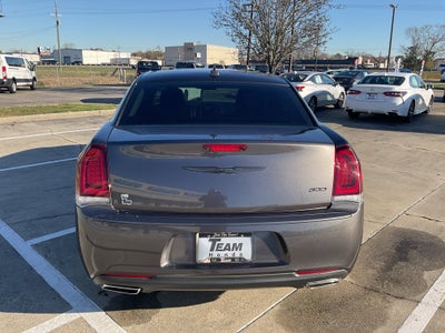 2021 Chrysler 300 Touring
