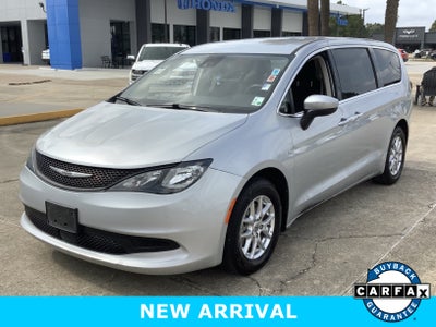 2023 Chrysler Voyager LX