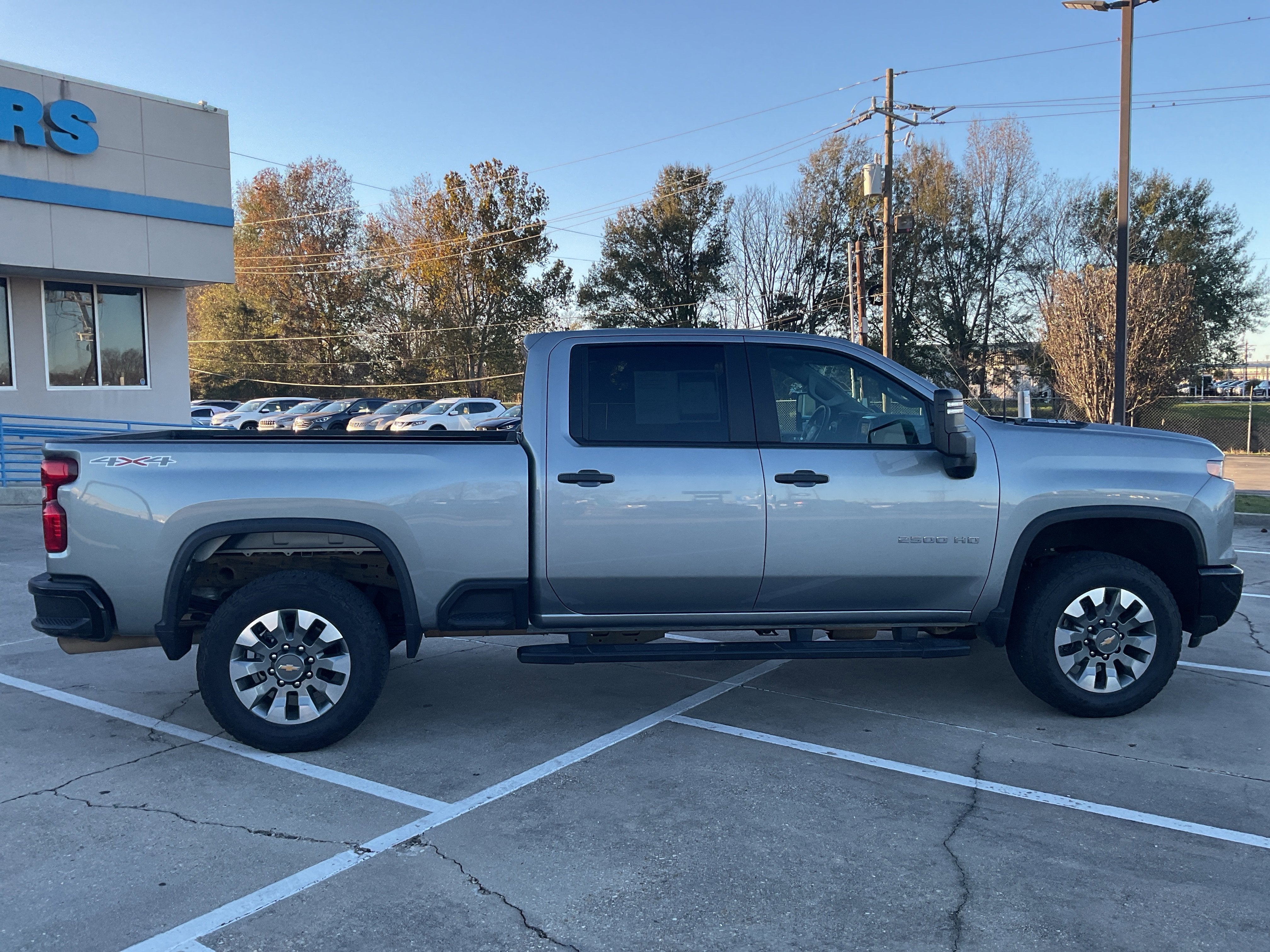 2024 Chevrolet Silverado 2500HD Custom