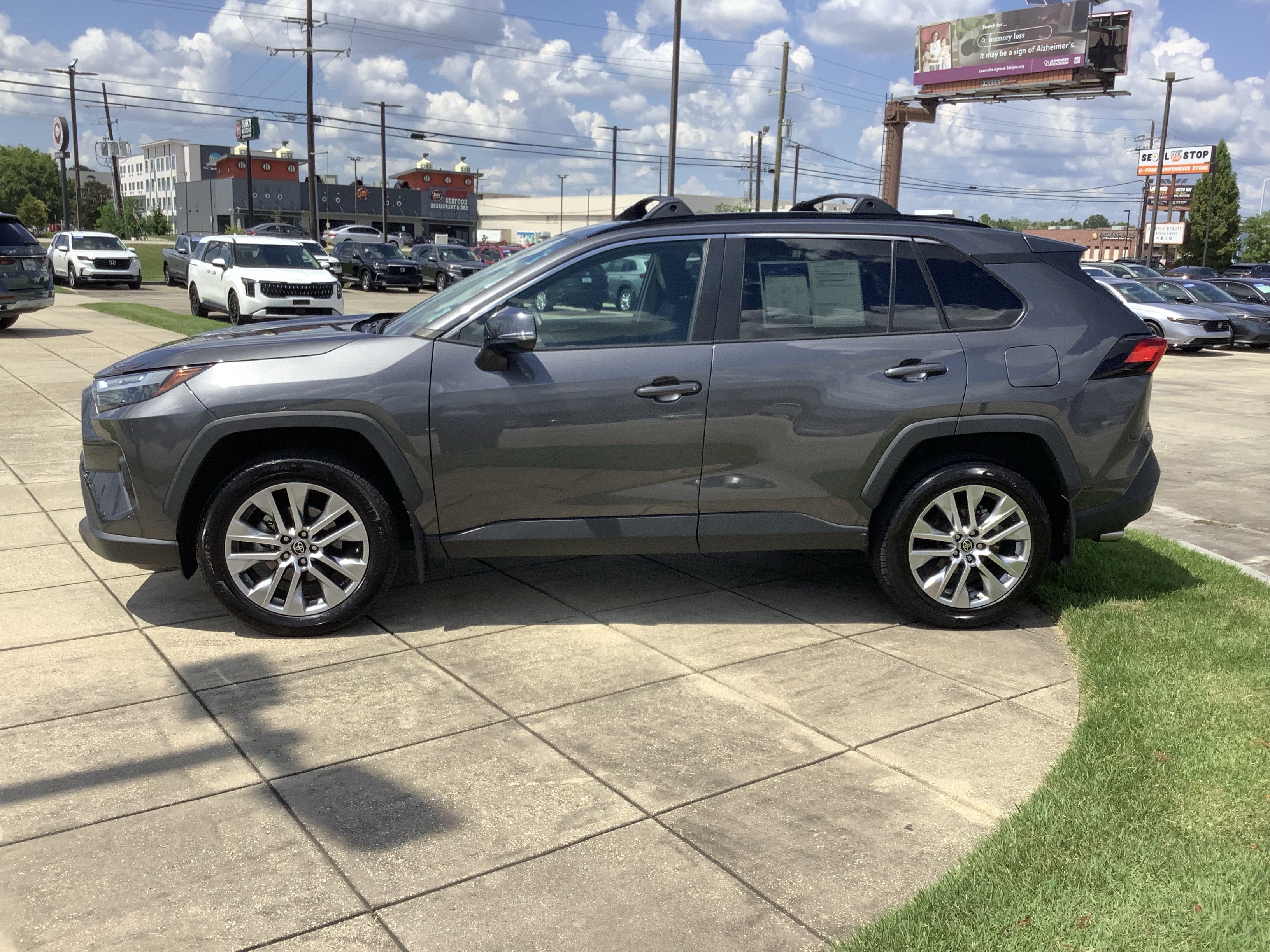 2024 Toyota RAV4 XLE Premium