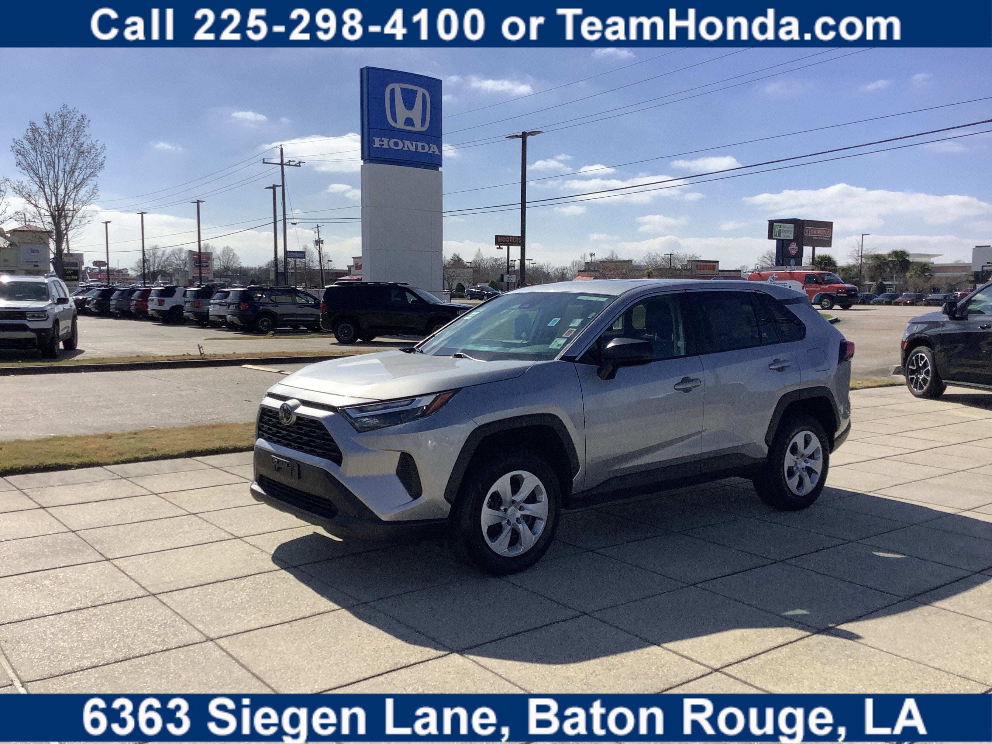 2024 Toyota RAV4 LE