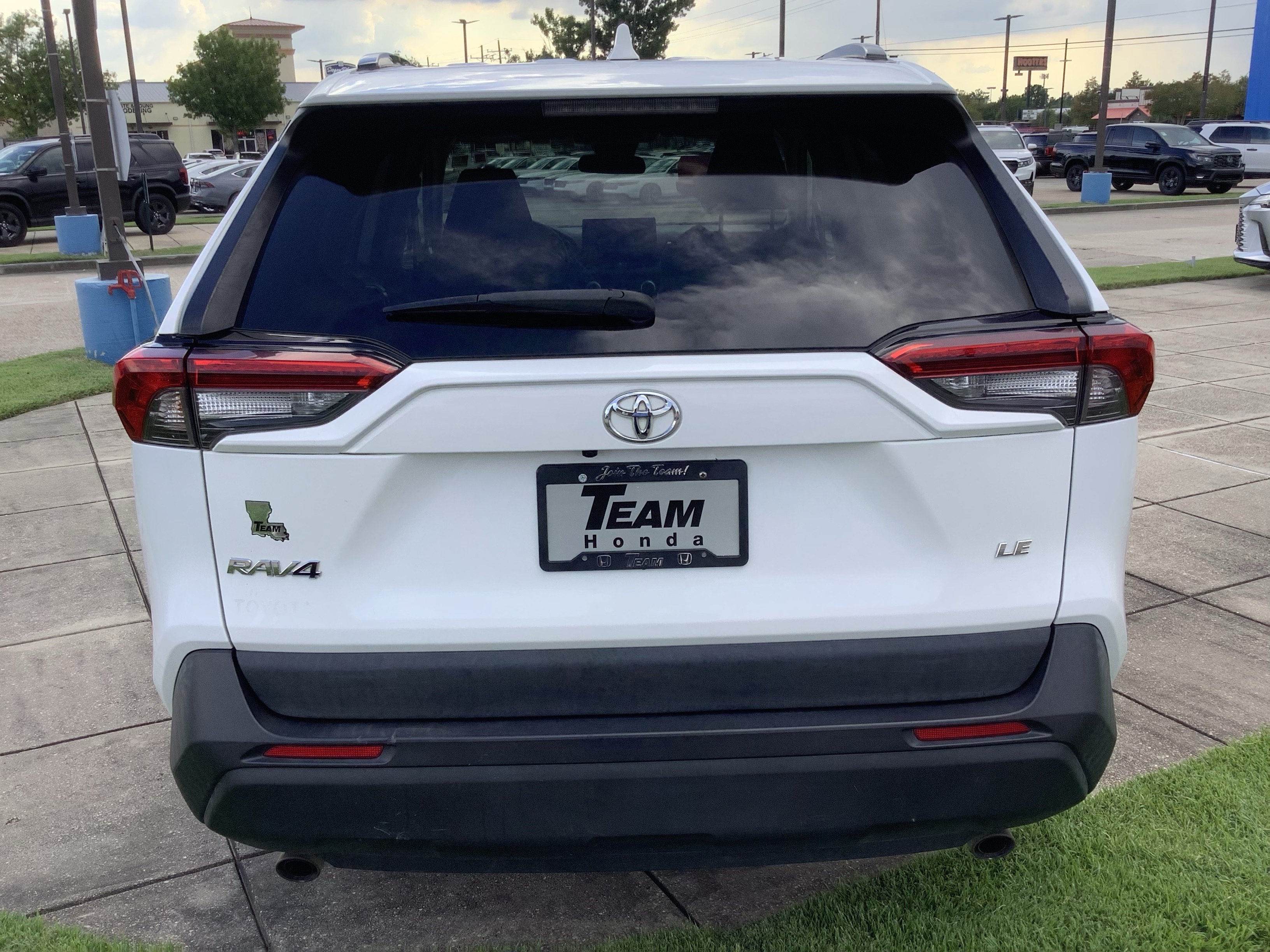 2021 Toyota RAV4 LE