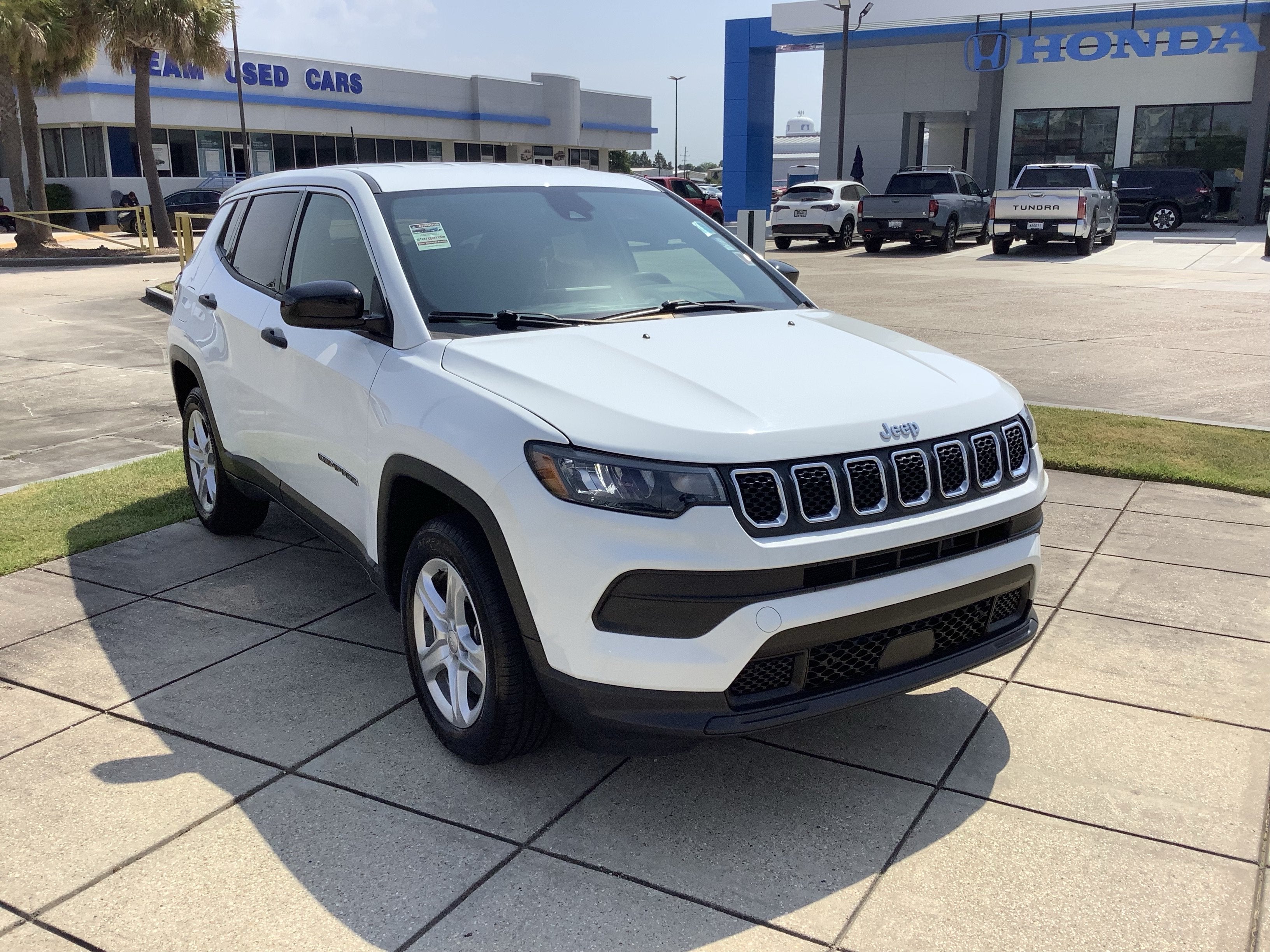 2023 Jeep Compass Sport