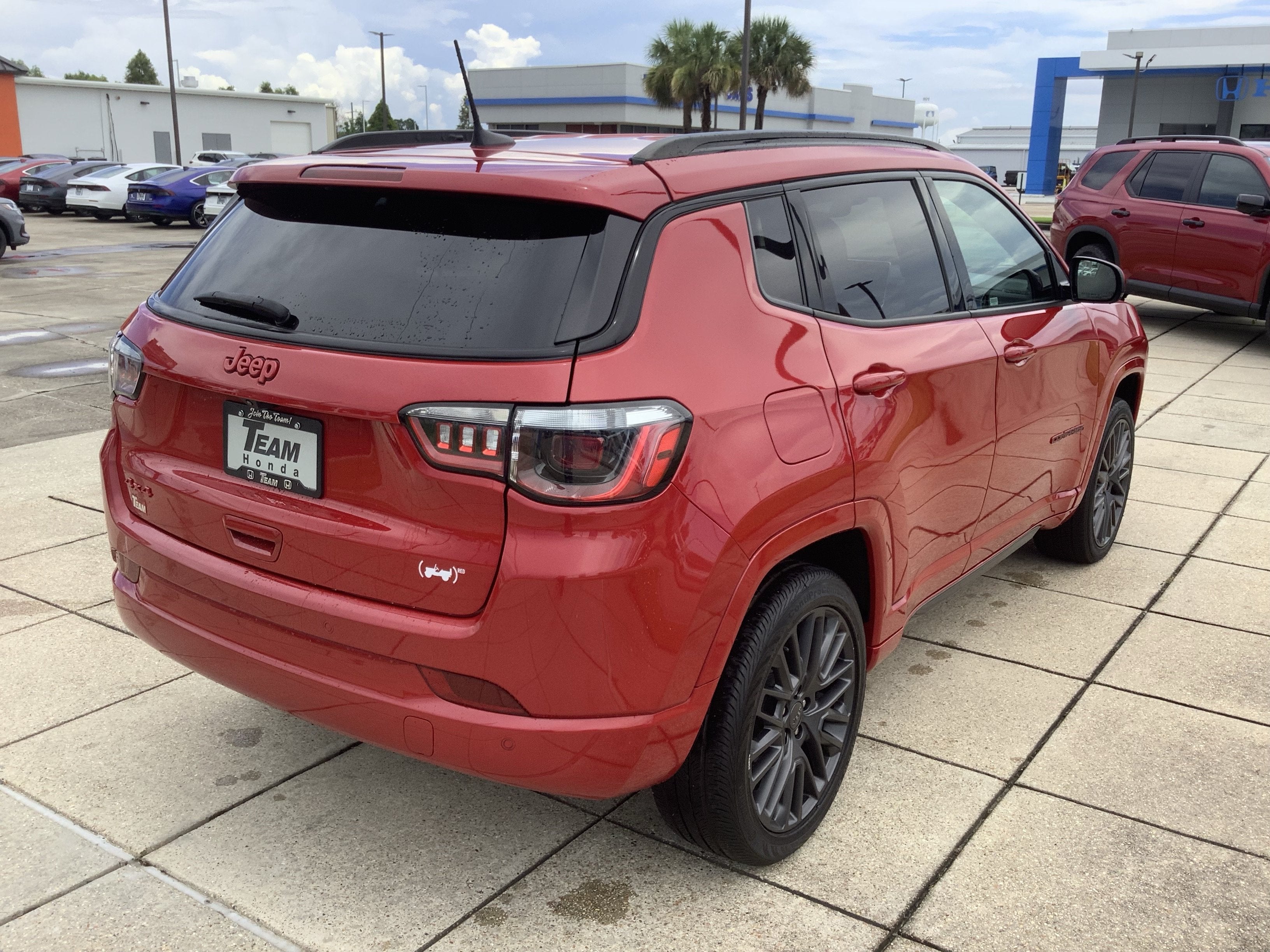 2023 Jeep Compass (RED) Edition