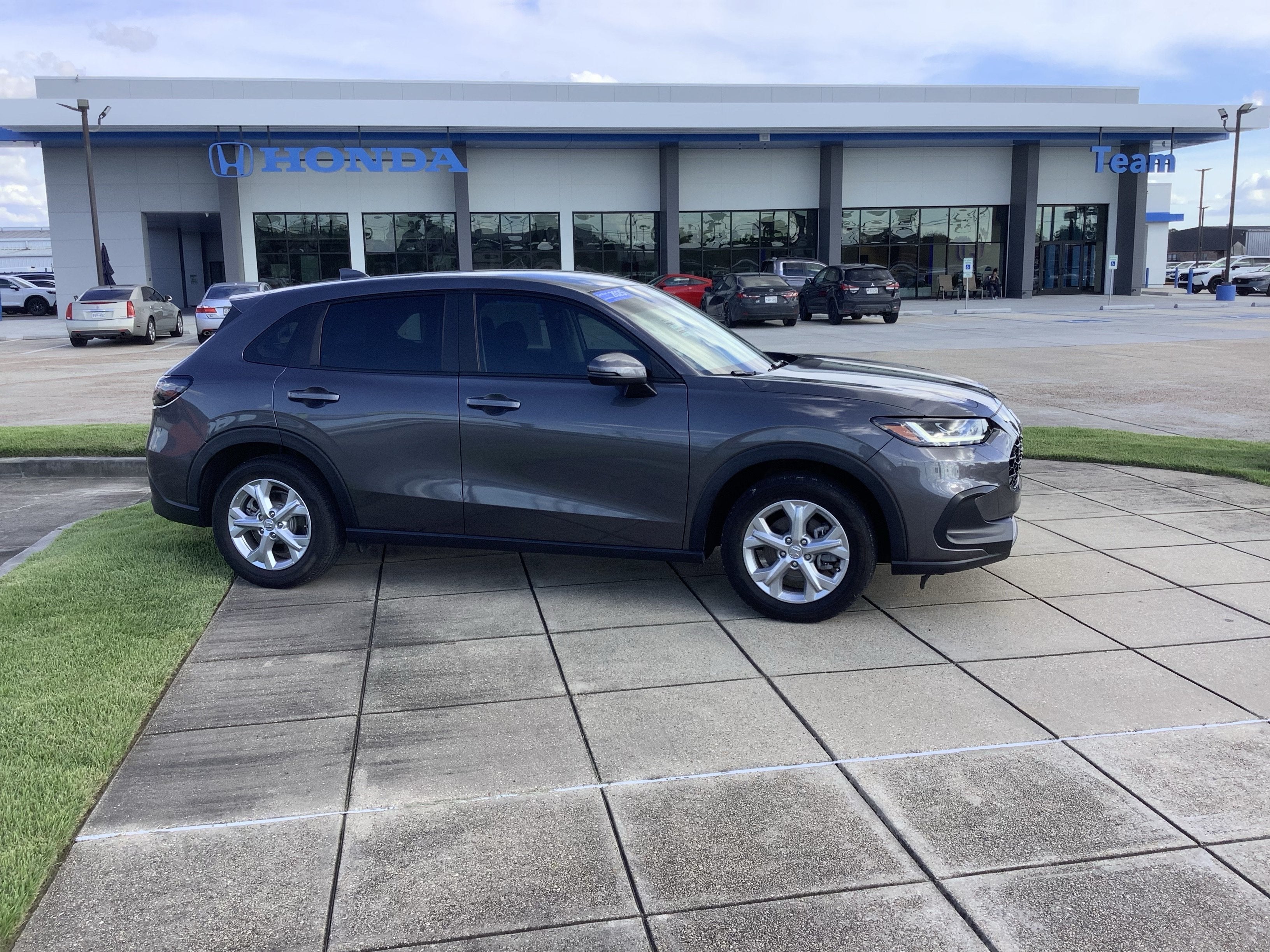 2025 Honda HR-V LX