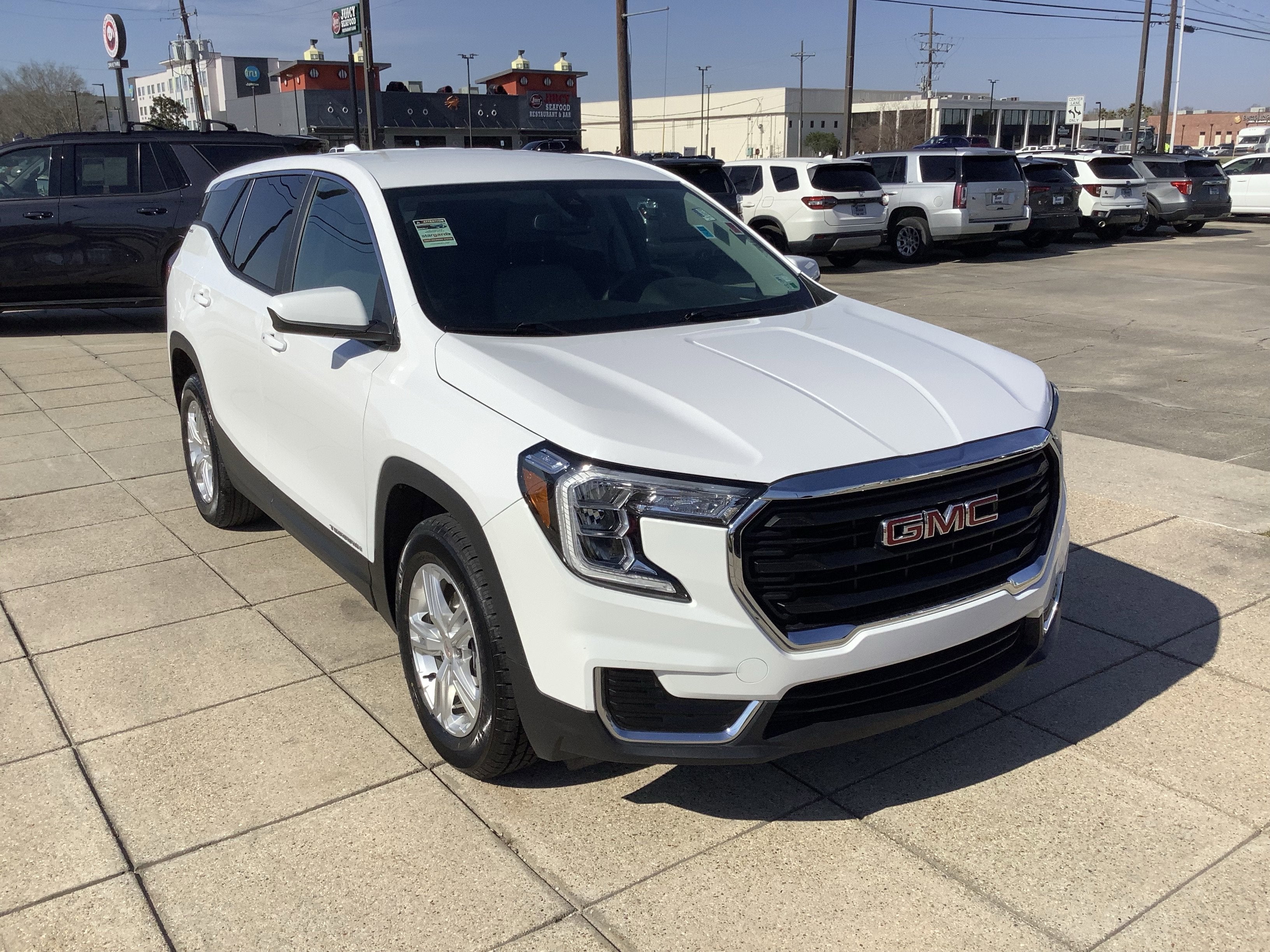 2024 GMC Terrain SLE