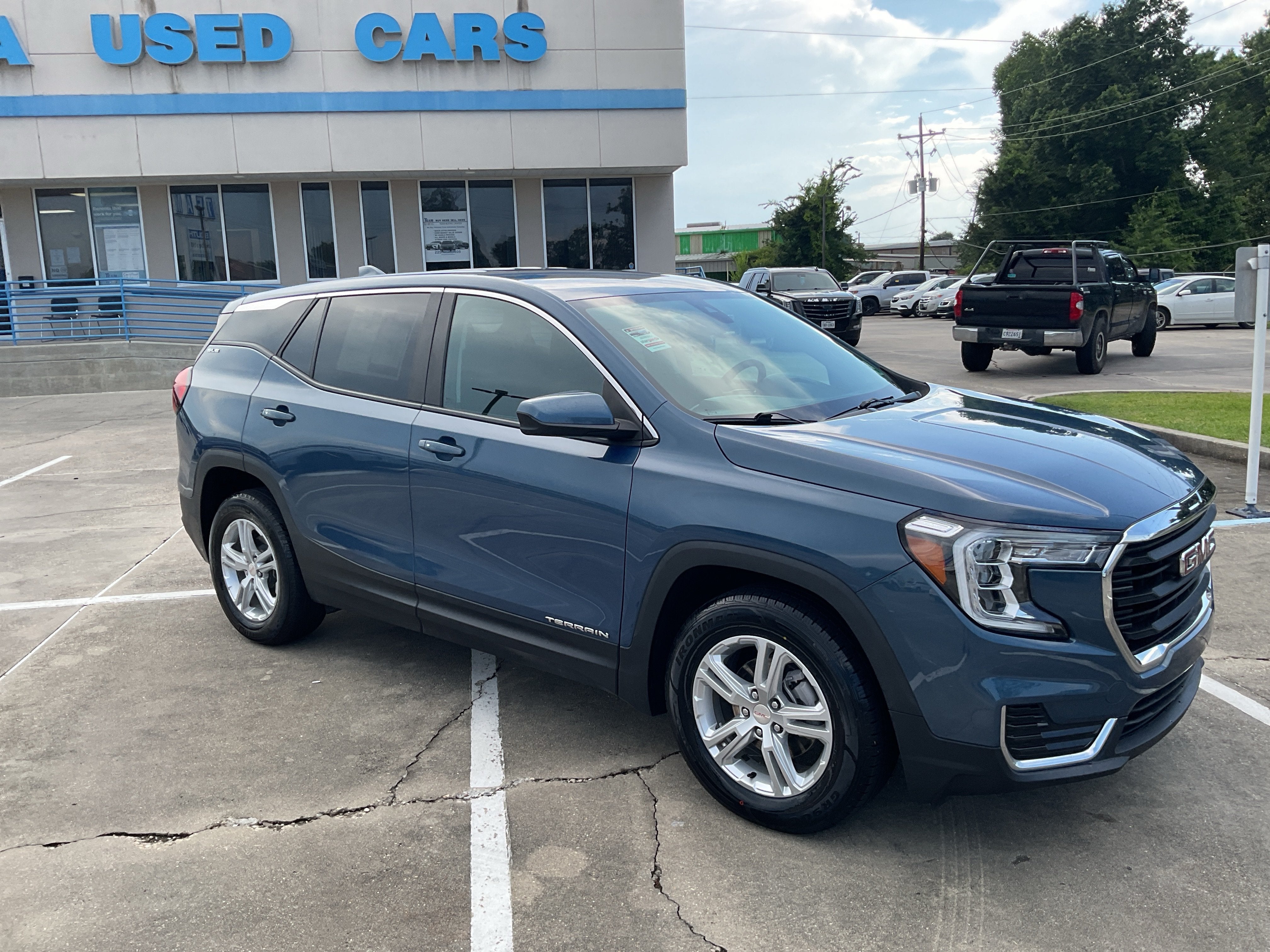 2024 GMC Terrain SLE